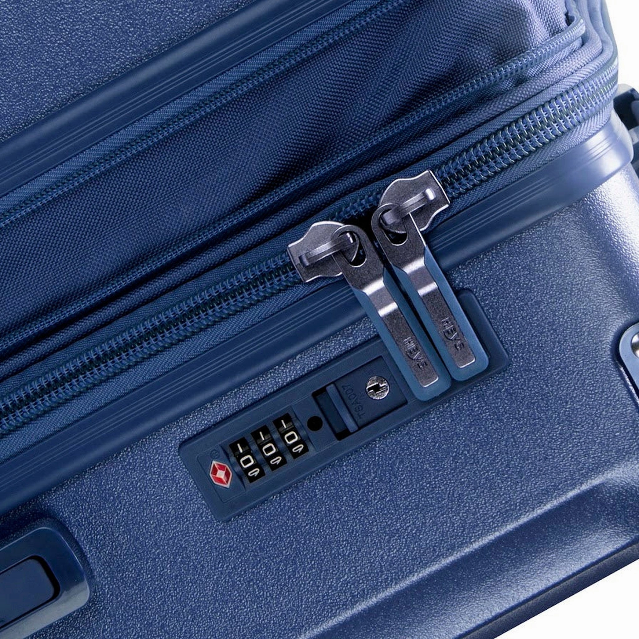 Heys Luxe 21" Spinner