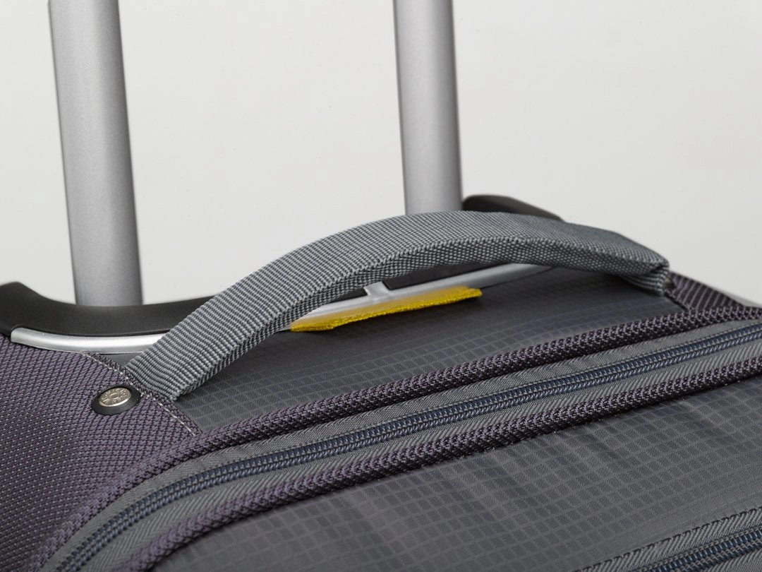 High Sierra Sportour 22" 2-Wheel Carry-On Luggage