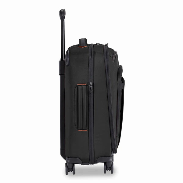 International 21" Carry On Expandable Spinner - ZXU121SPX