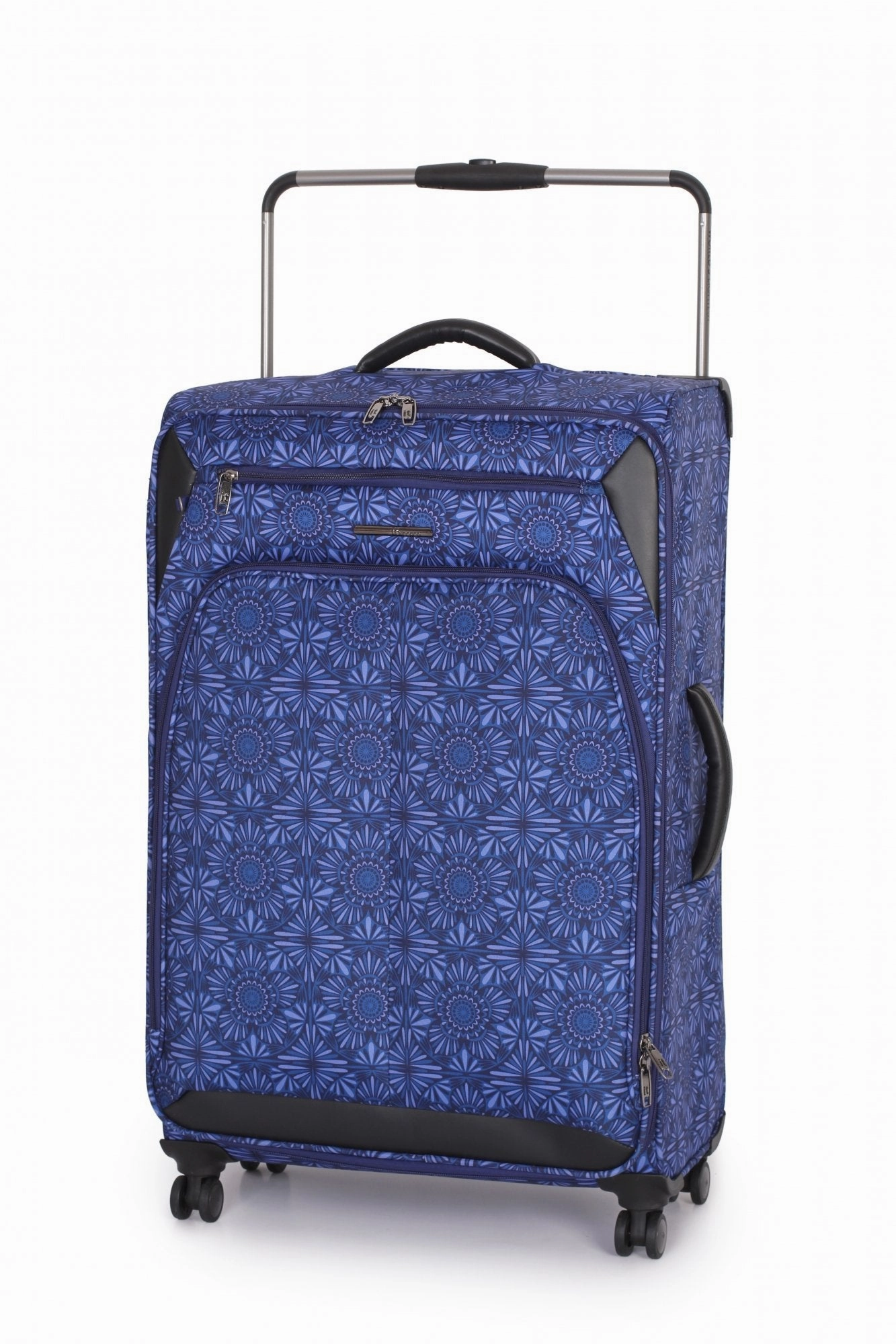 IT Luggage World's Lightest 31" 2-Wheel Large Luggage