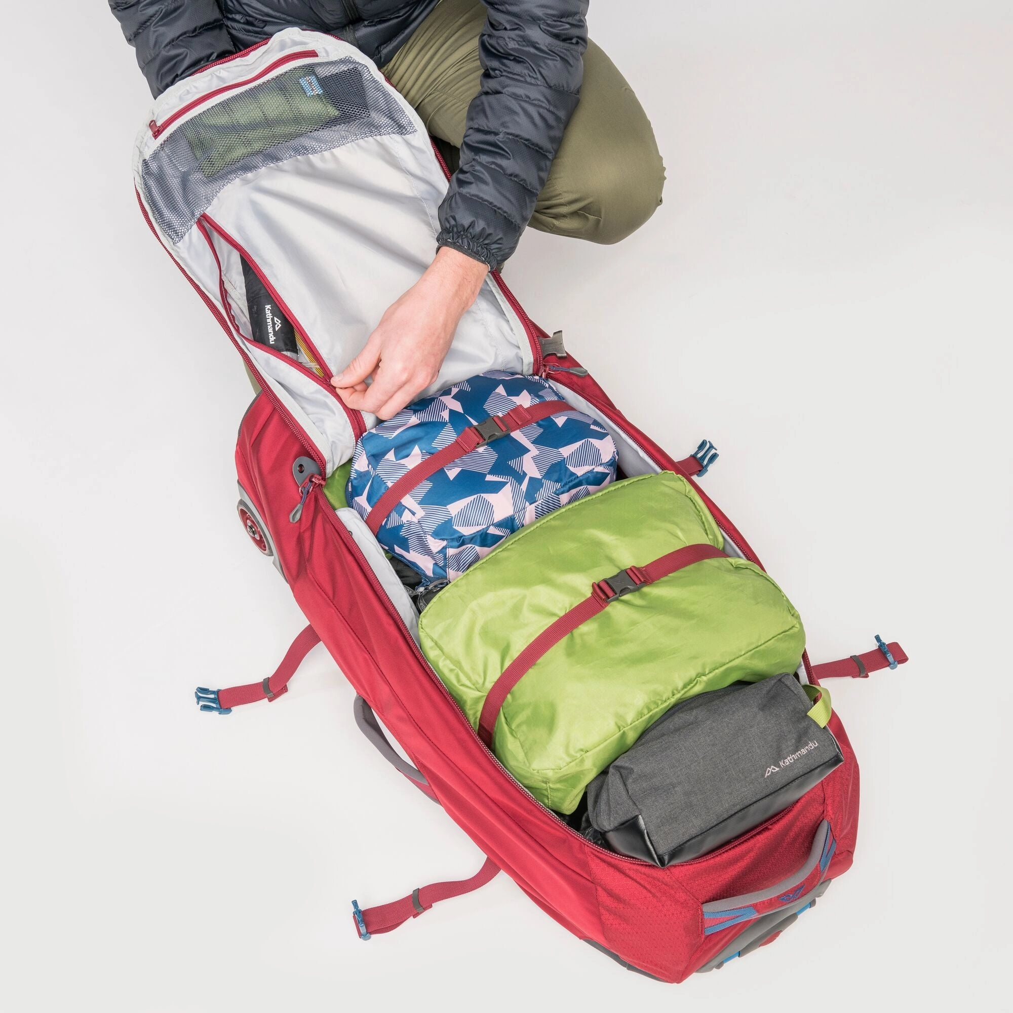 Kathmandu Hybrid Trolley v4 70L 2-Wheel Wheeled Duffel Bags