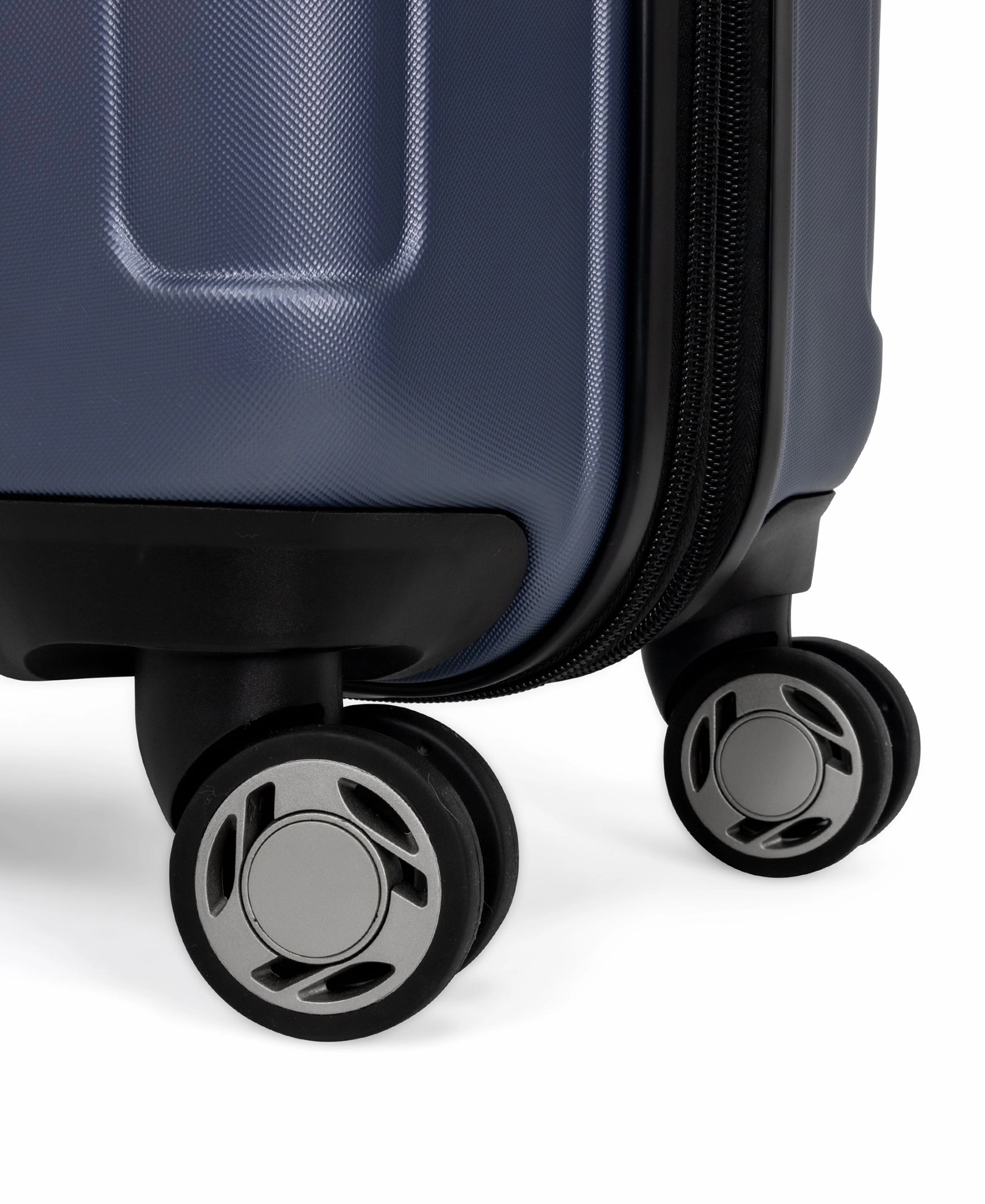 Kenneth Cole Reaction Renegade Hardside 8-Wheel Spinner Expandable 24'' Checked Luggage