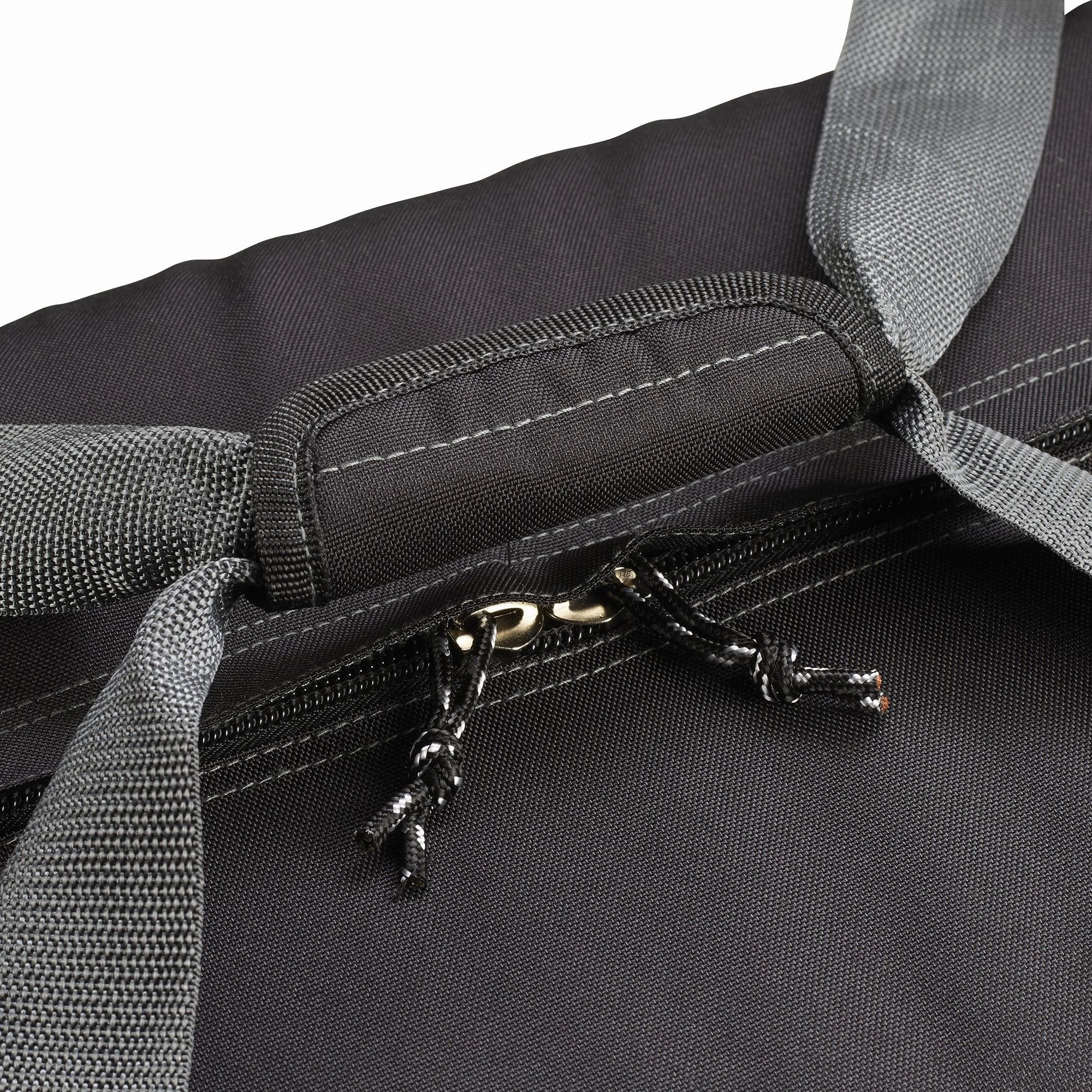 Lewis N. Clark Uncharted 900D/Zipper Duffel Bag