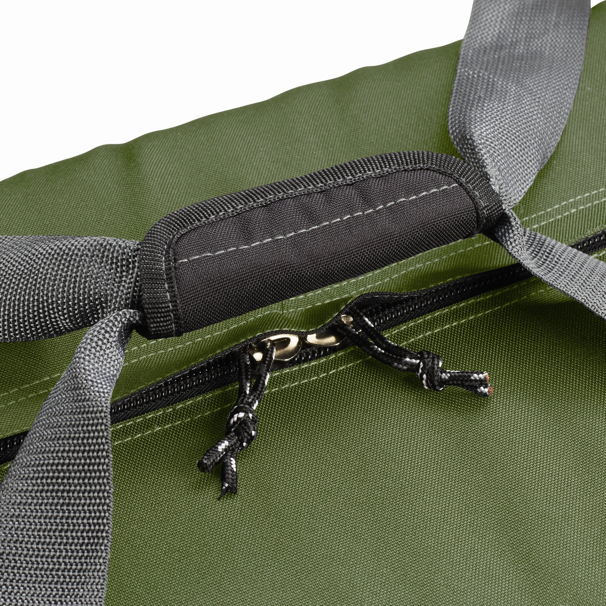 Lewis N. Clark Uncharted 900D/Zipper Duffel Bag