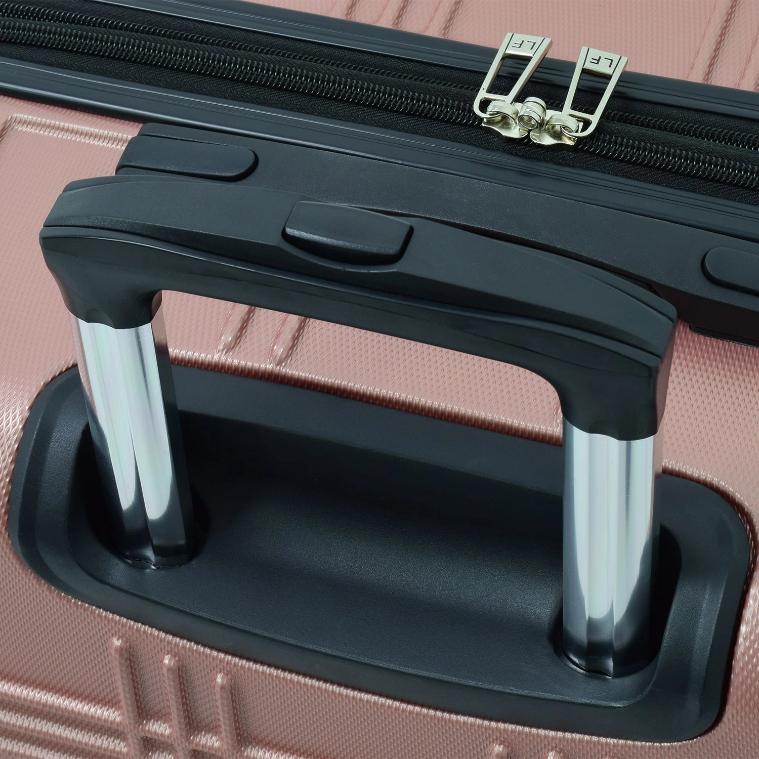 London Fog Kingsbury 25" 4-Wheel Medium Luggage