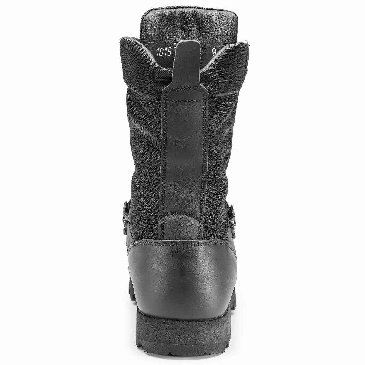 Various Design Of Cheap Altberg Men's Jungle Microlite Black Boots at affordable price, 100% quality guarantee at our online store.