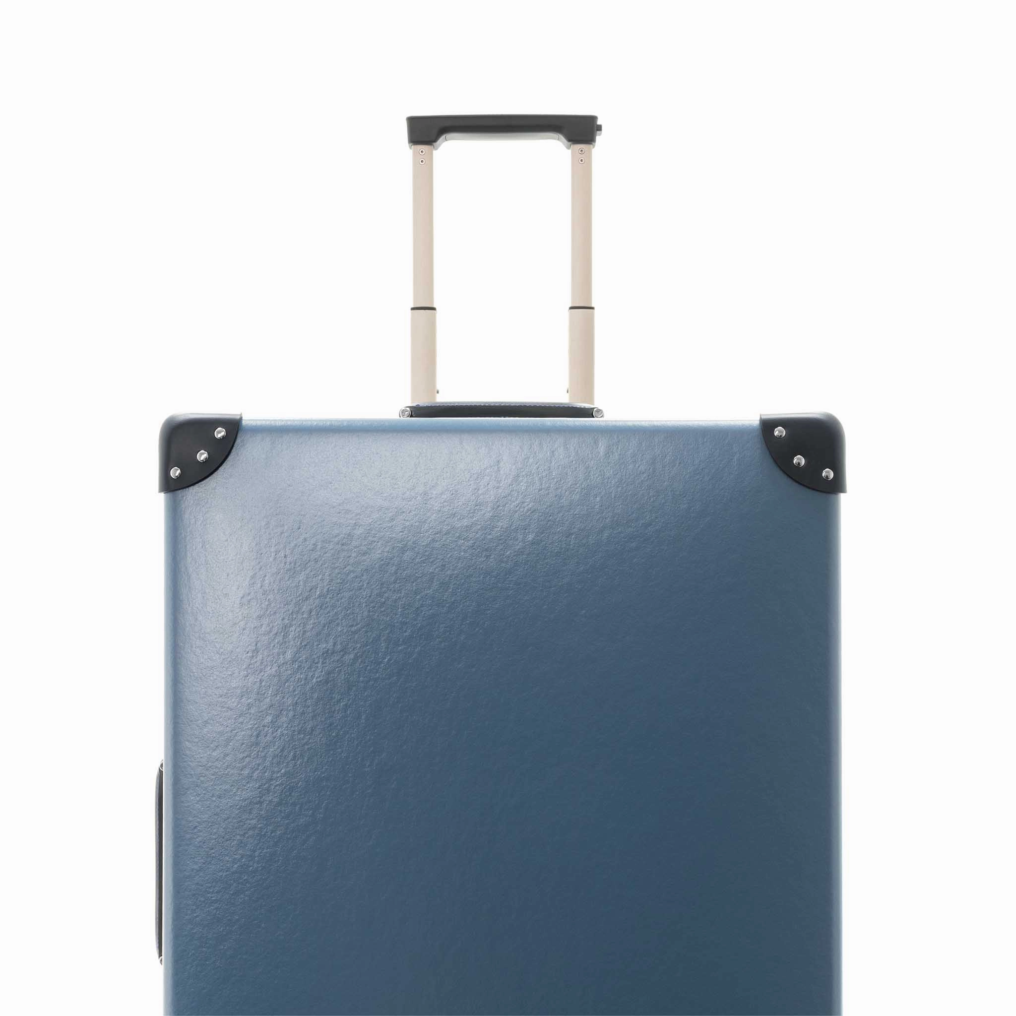 Metropolis  Large Check-In - 4 Wheels | Fog Blue/Navy/Chrome
