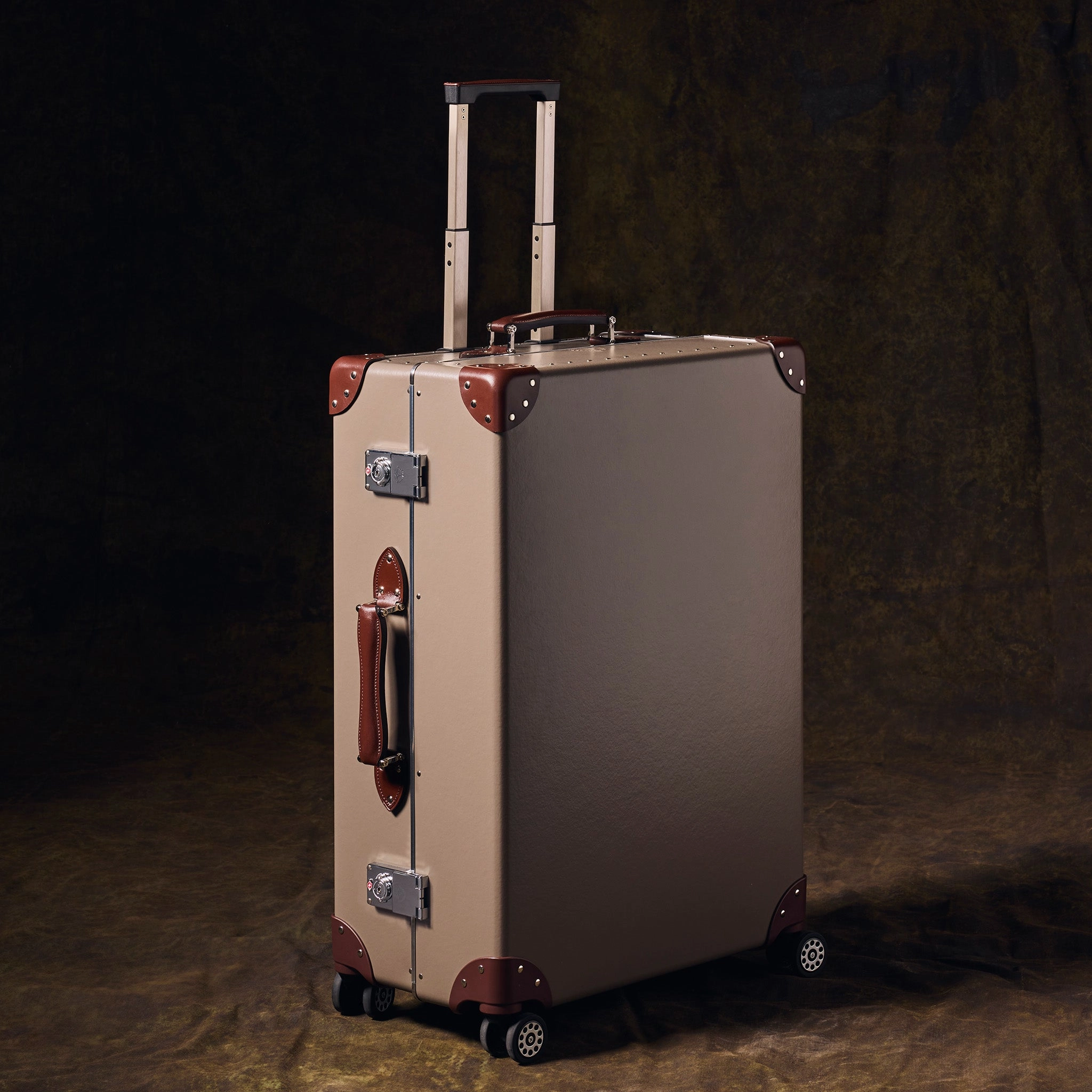 Metropolis  Large Check-In - 4 Wheels | Noble Brown/Brown/Chrome