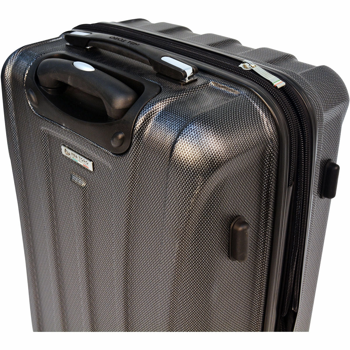 Mia Toro Tasca Fusion Hardside Spinner Carry On