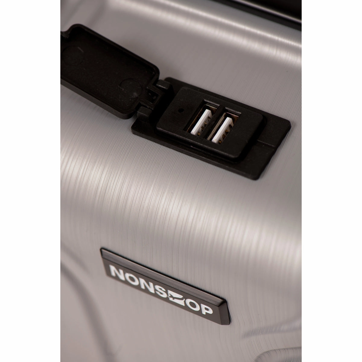 NONSTOP New York 3-Piece Expandable Spinner Luggage Set and 3-Piece Packing Cube Set