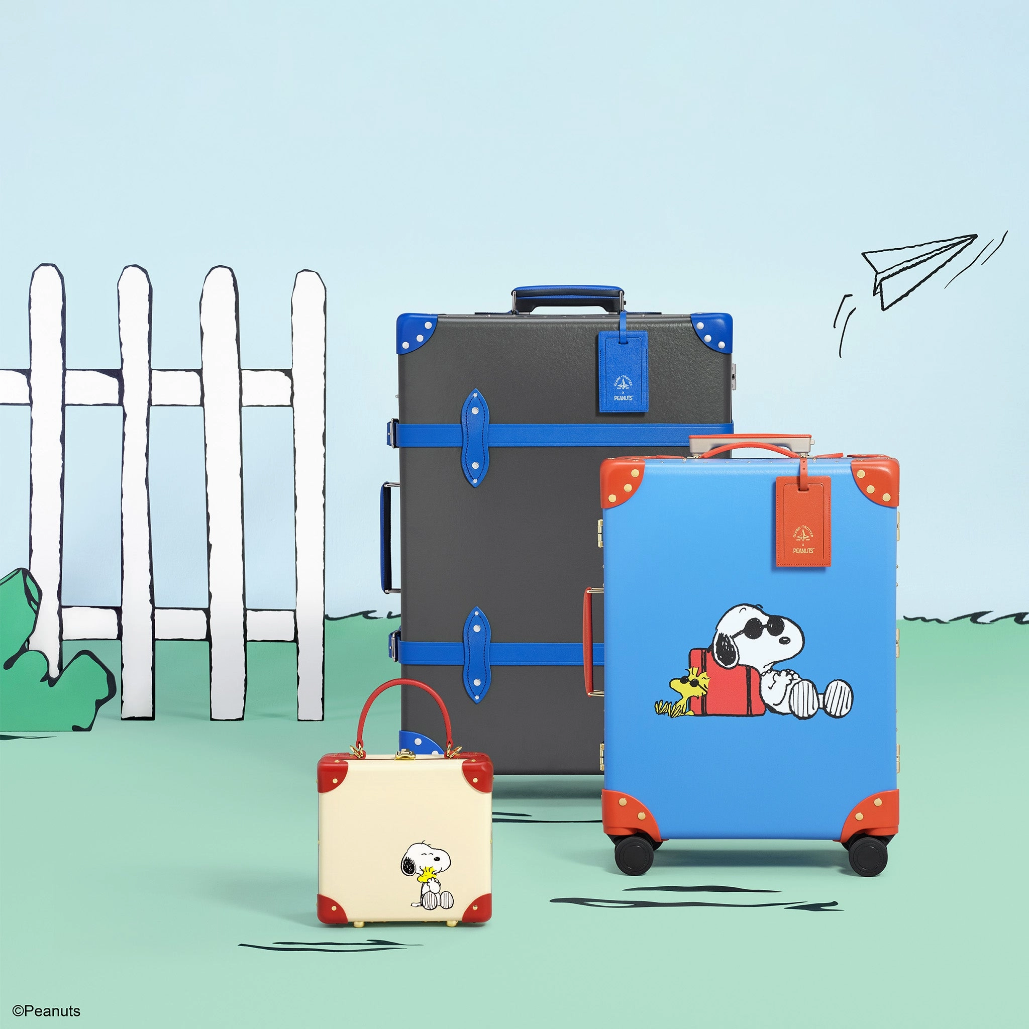 Peanuts  Large Check-In - 4 Wheels | Charcoal/Cobalt/Chrome