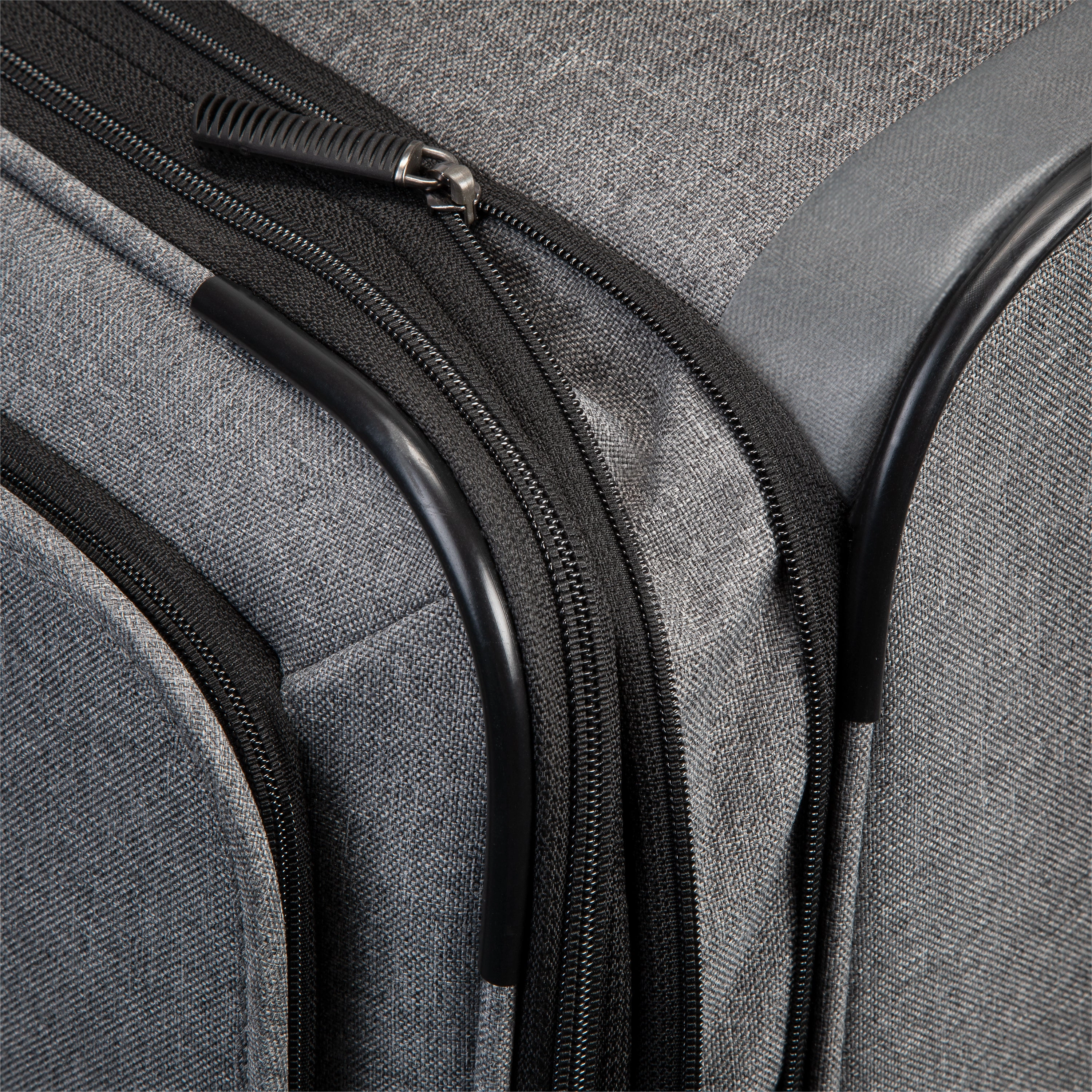 Ricardo Beverly Hills Malibu Bay 3.0 Spinner Luggage