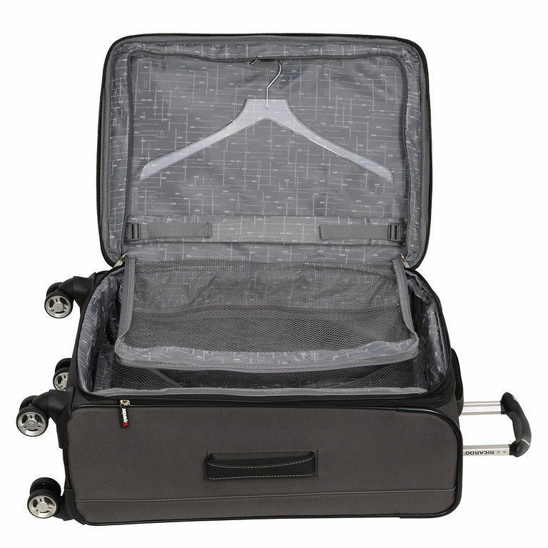 Ricardo Beverly Hills Mar Vista 24" 4 Wheel Expandable Upright