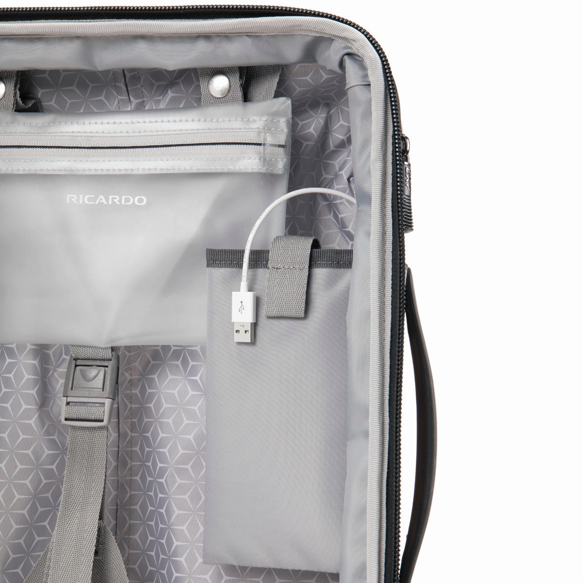 Ricardo Beverly Hills Mojave Expandable Luggage Spinner