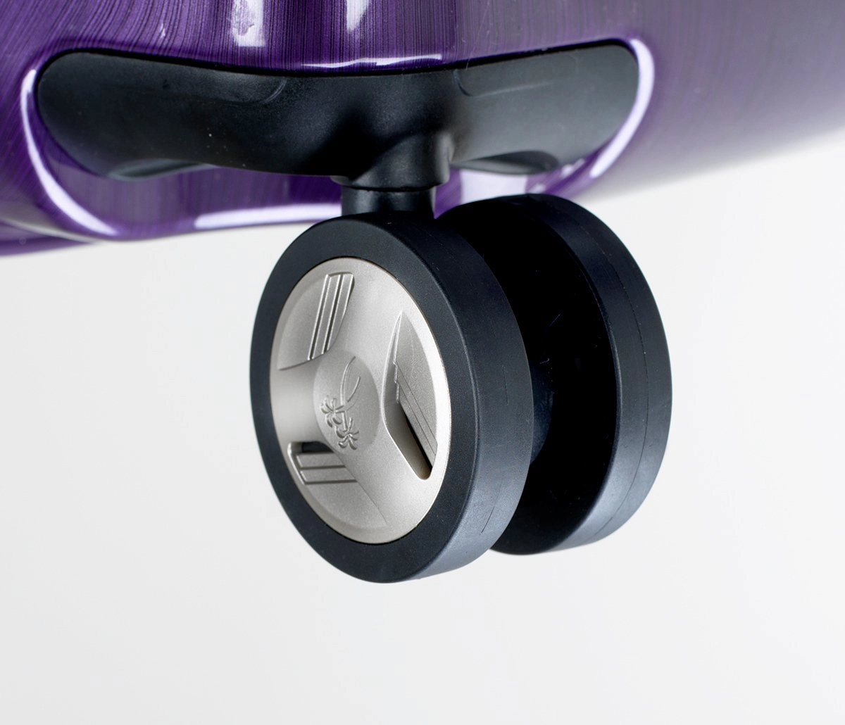 Ricardo Beverly Hills Roxbury 2.0 19-inch 4 Wheel Hybrid Wheelaboard