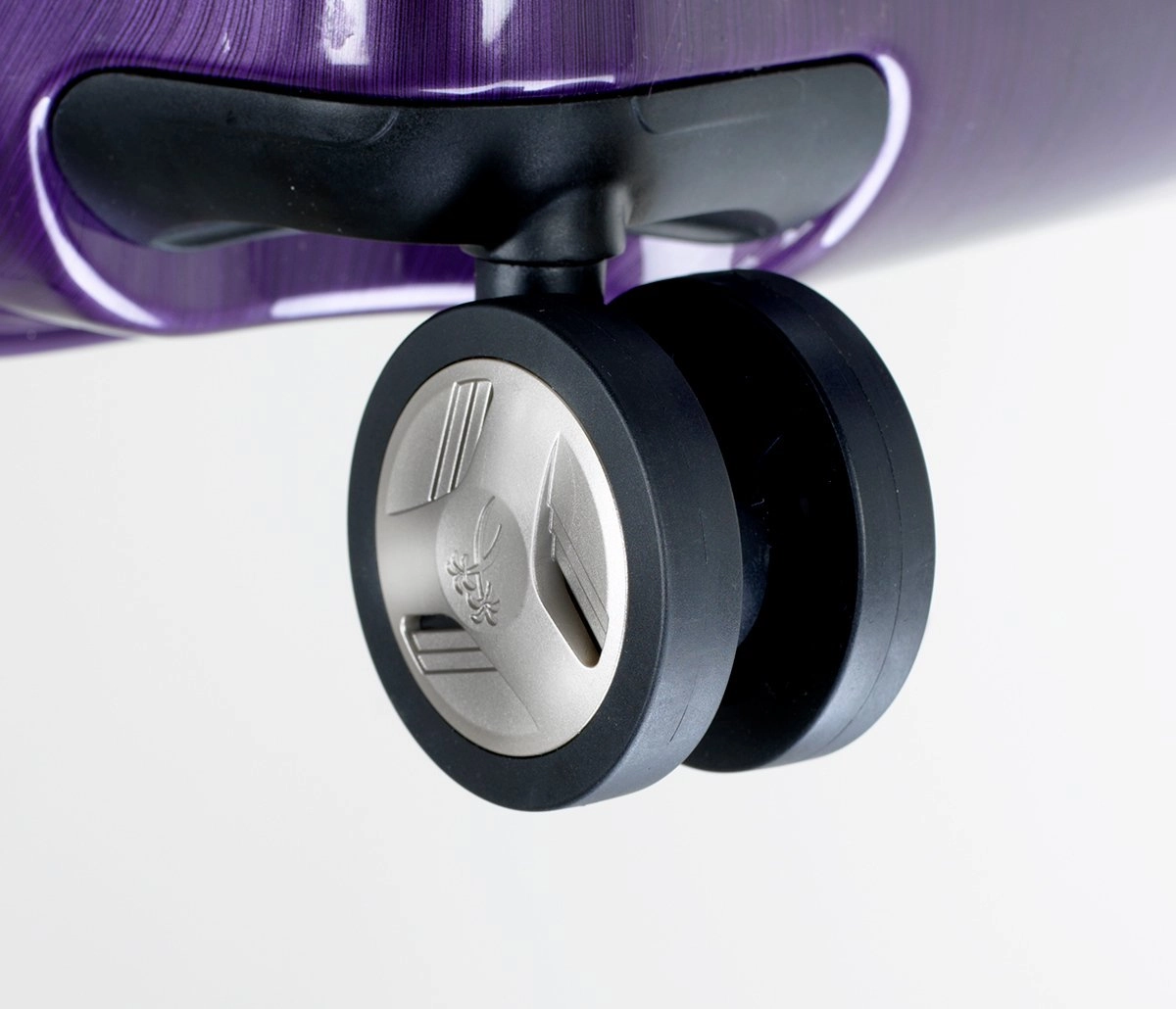 Ricardo Beverly Hills Roxbury 2.0 19-inch 4 Wheel Hybrid Wheelaboard