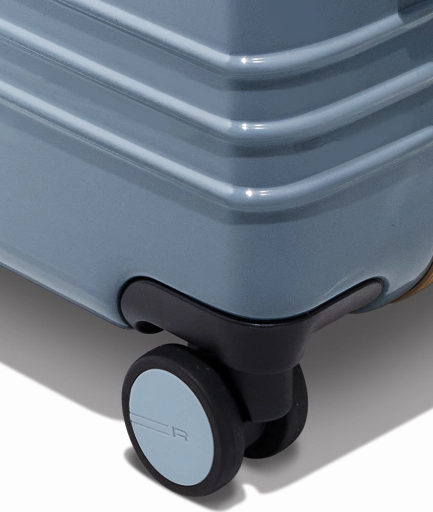Roam Carry-On Expandable Hardside TSA Approved Spinner Luggage