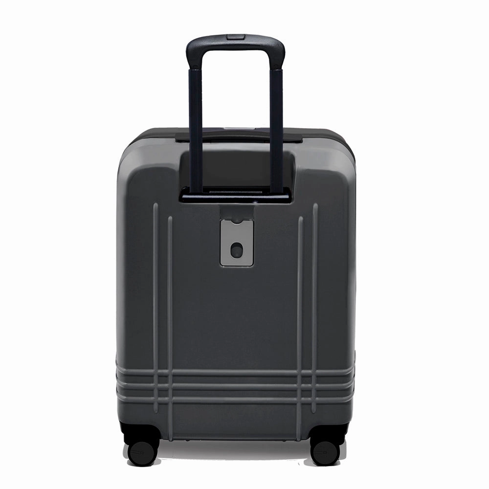 Roam Large Carry-on Expandable Hardside TSA Approved  Spinner Luggage