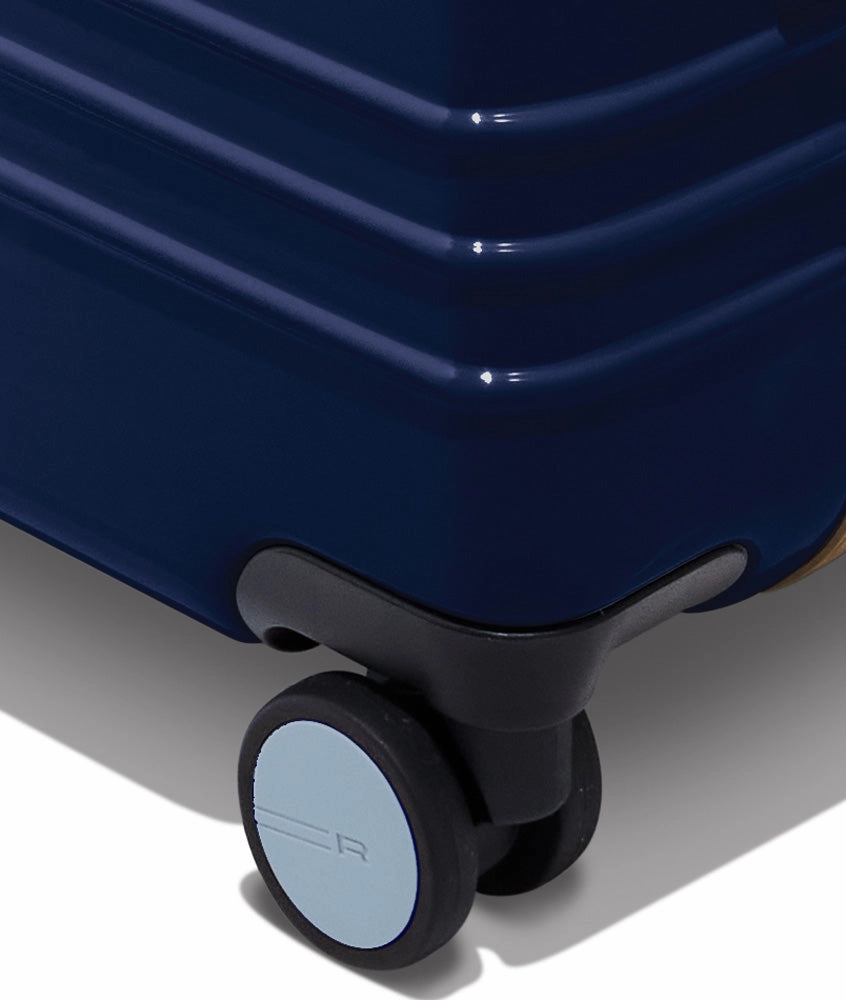 Roam Large Check-in Hardside TSA Approved  Spinner Luggage