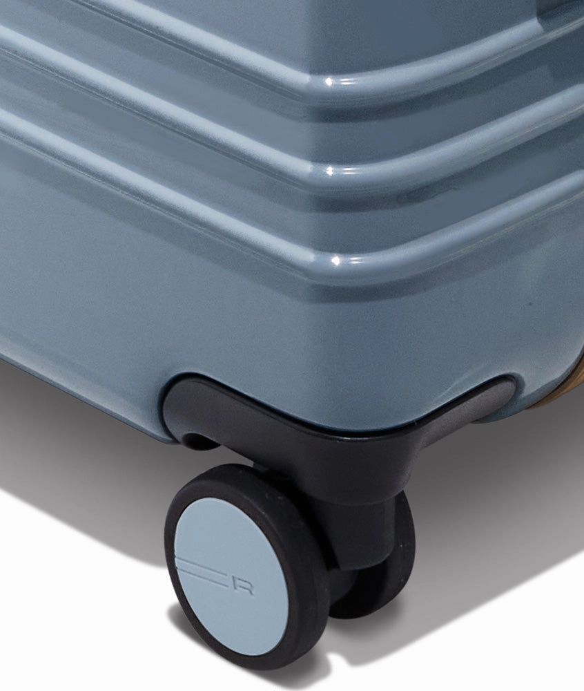 Roam Large Check-in Hardside TSA Approved  Spinner Luggage