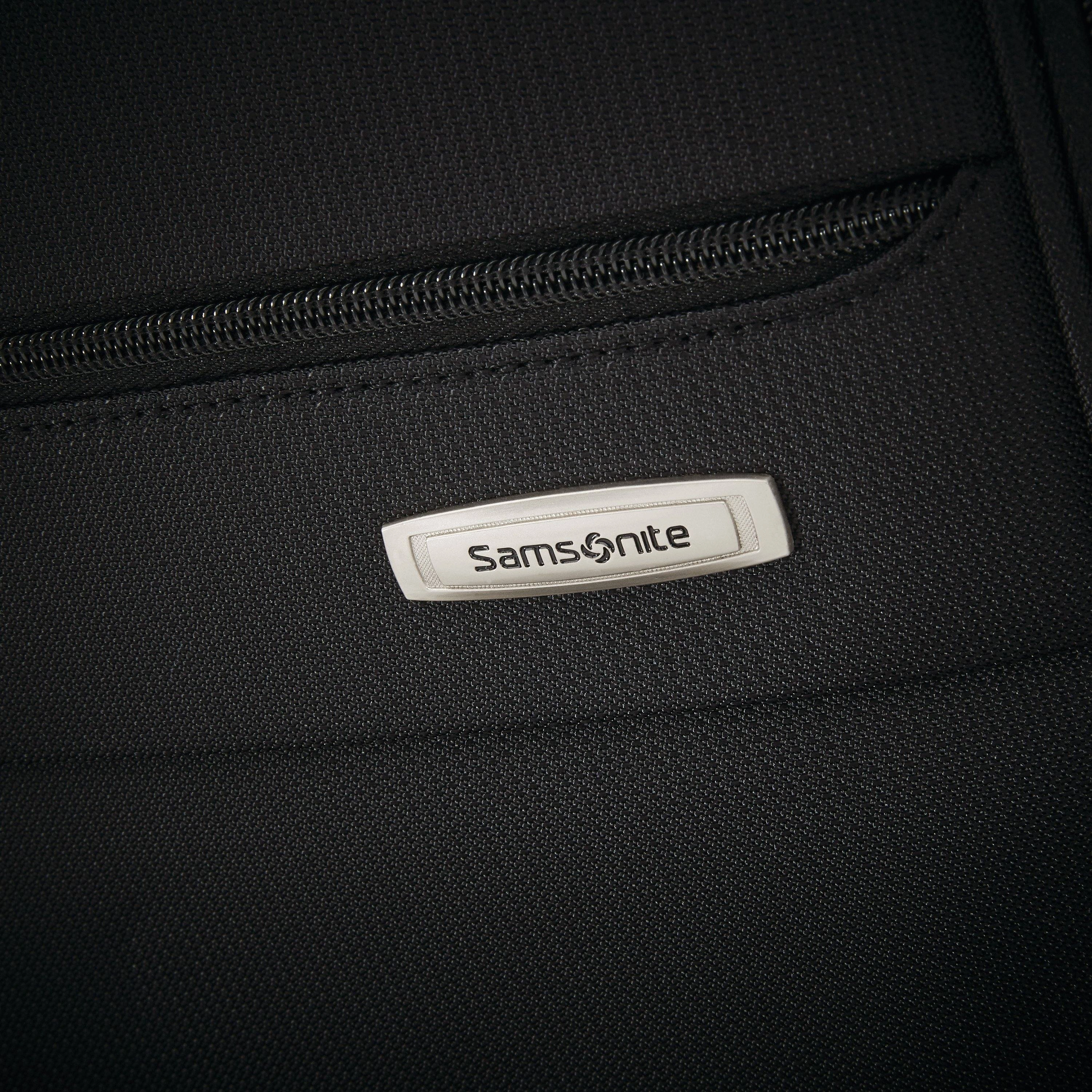 Samsonite Advena 25" 4-Wheel Medium Luggage