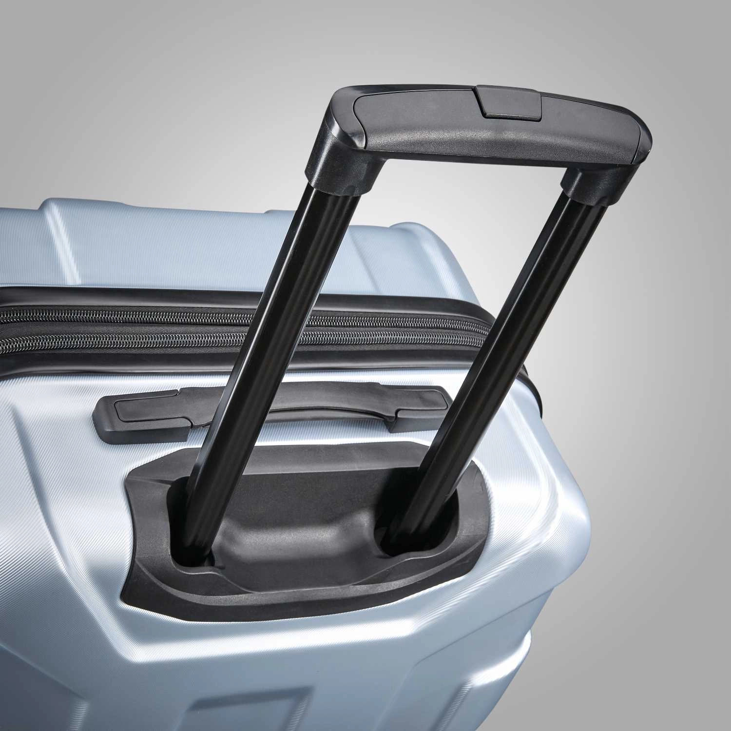 Samsonite Centric 24-inch Hardside Spinner