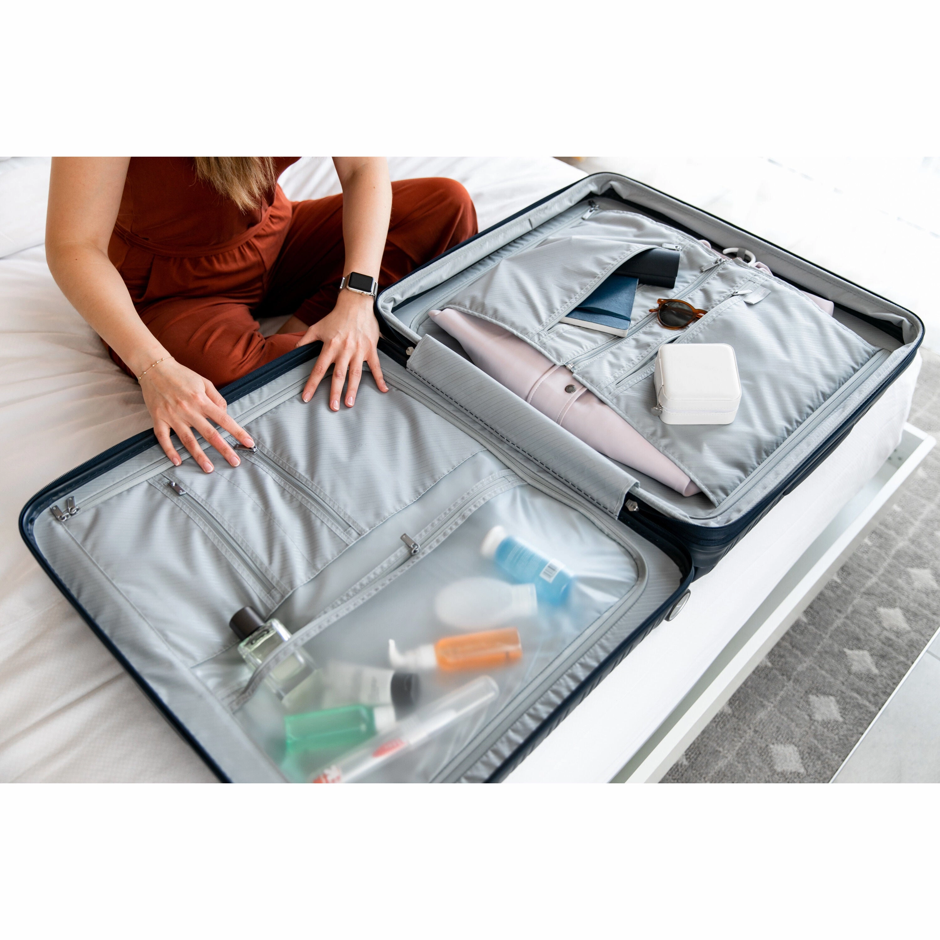Samsonite Elevation Plus Large Expandable Spinner