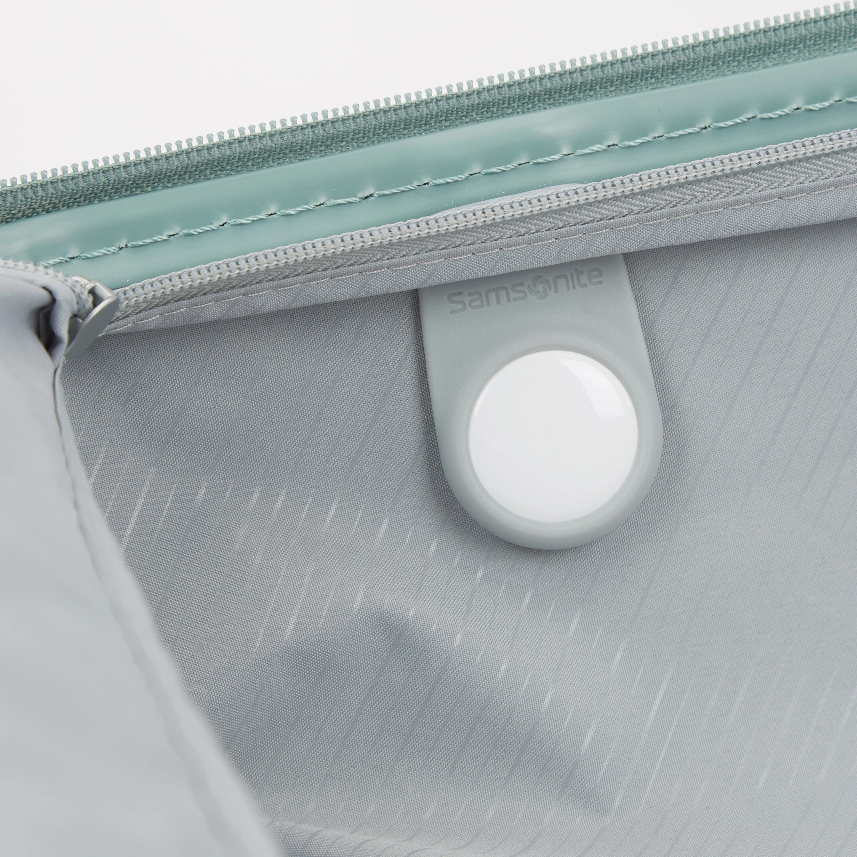 Samsonite Elevation Plus Large Expandable Spinner
