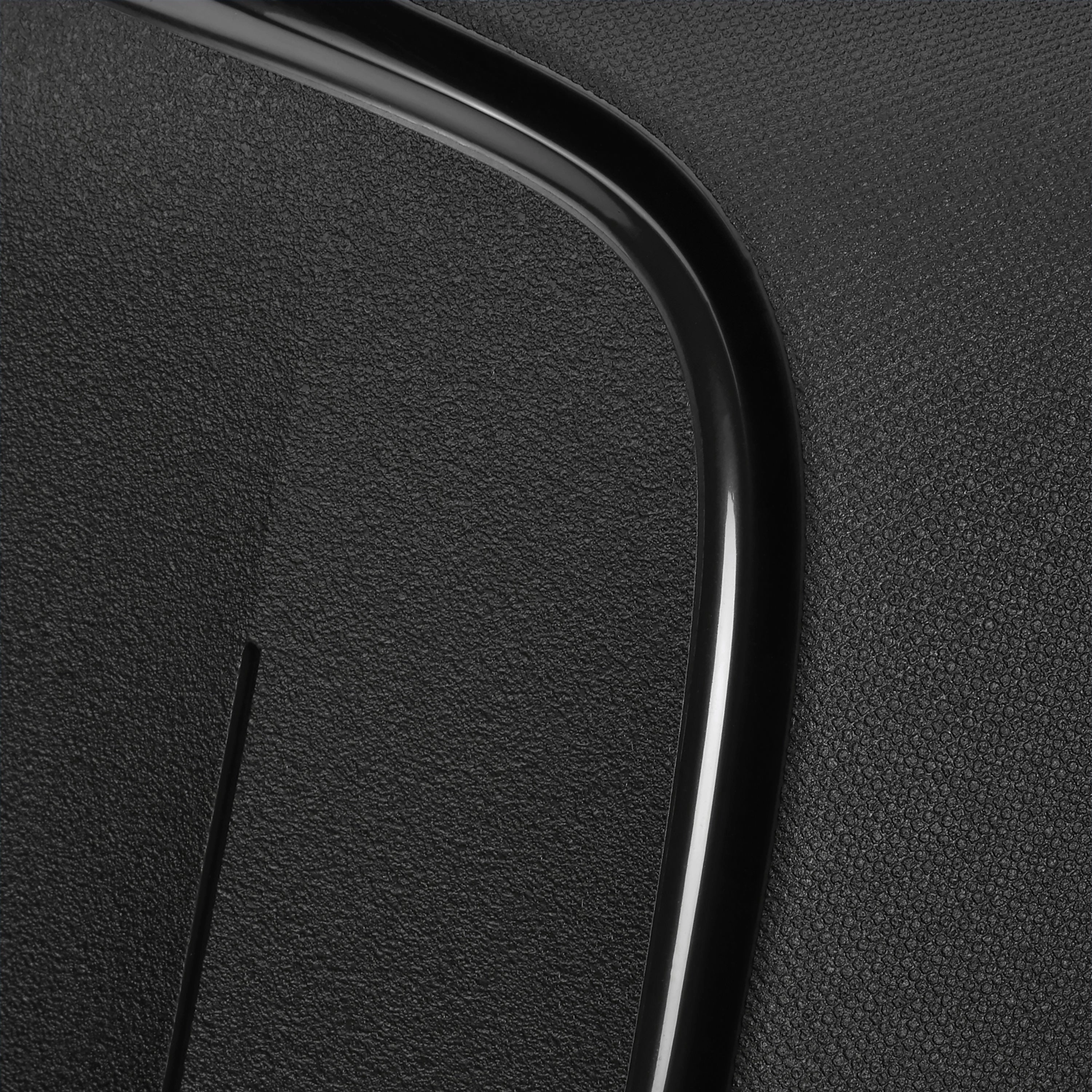 Samsonite Essens Spinner Carry-On Luggage