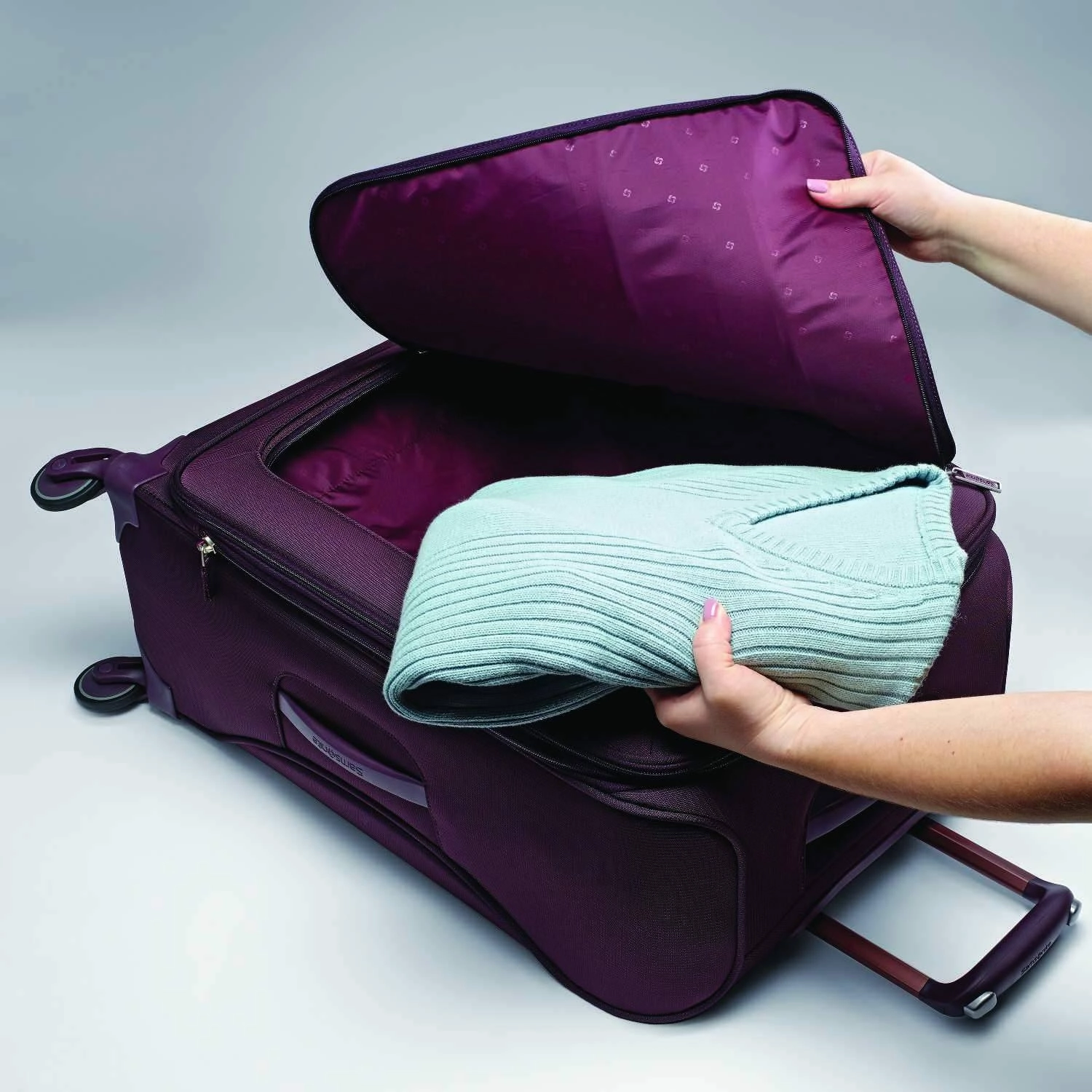Samsonite Flexis 19" Expandable Spinner