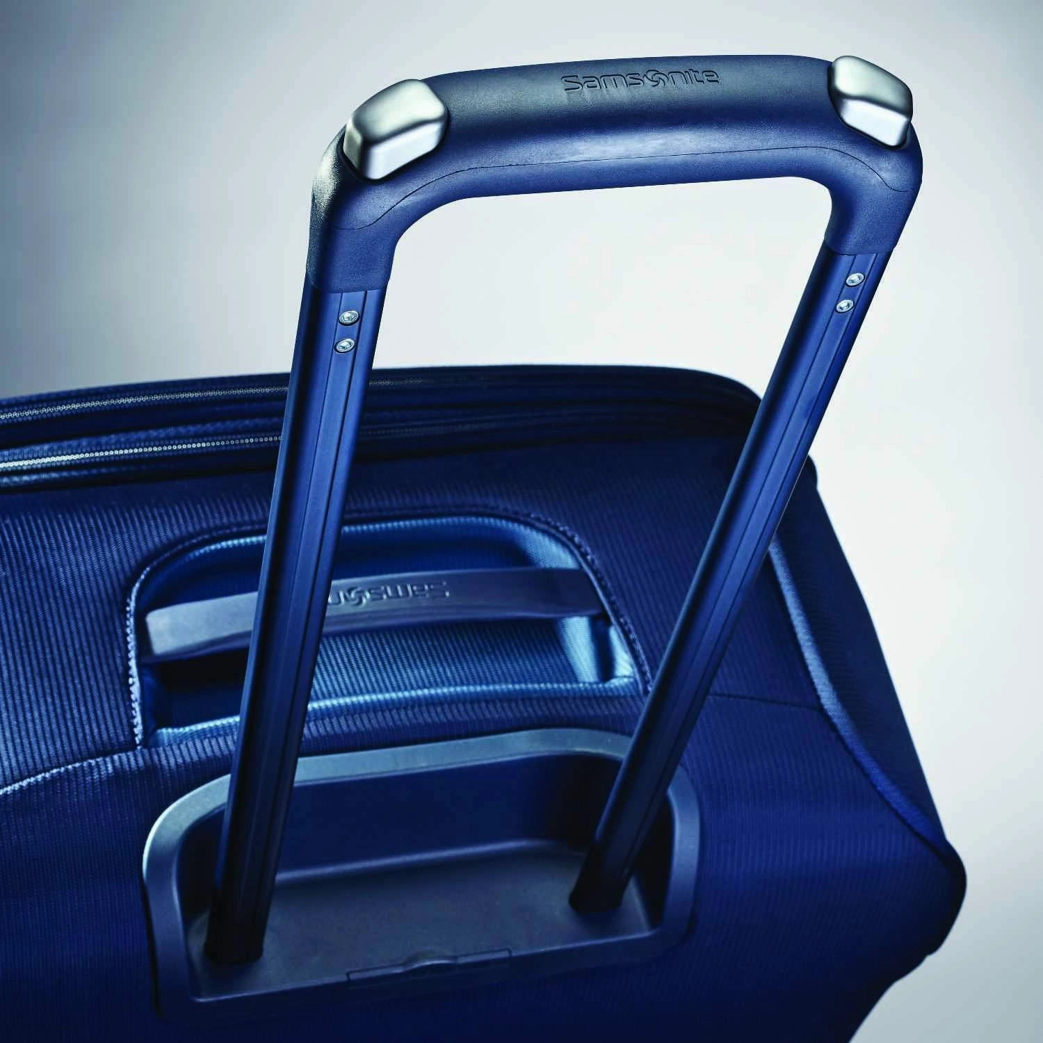 Samsonite Flexis 30" Expandable Spinner