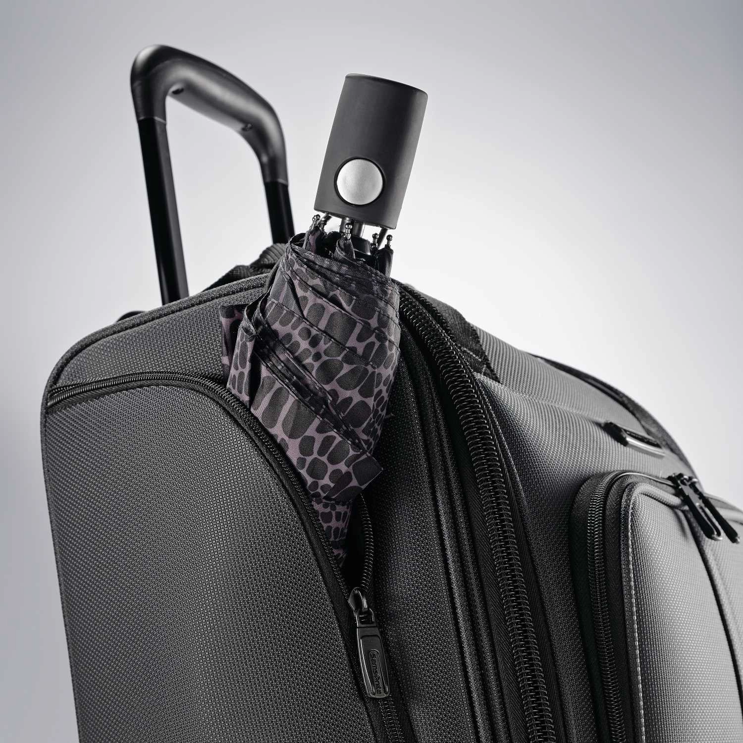 Samsonite Leverage LTE  2 Piece Set (20"/25") 4-Wheel Luggage Sets