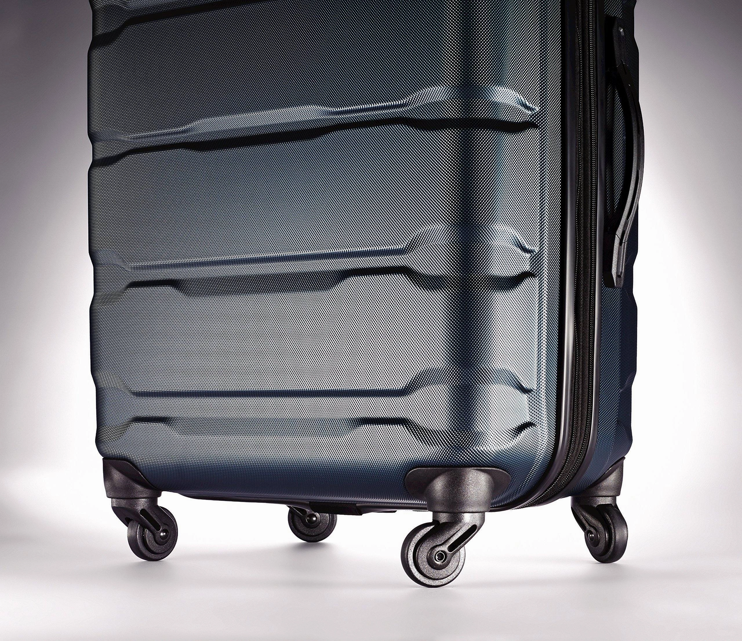 Samsonite Omni PC 20" Hardshell 4-Wheel Carry-On Luggage