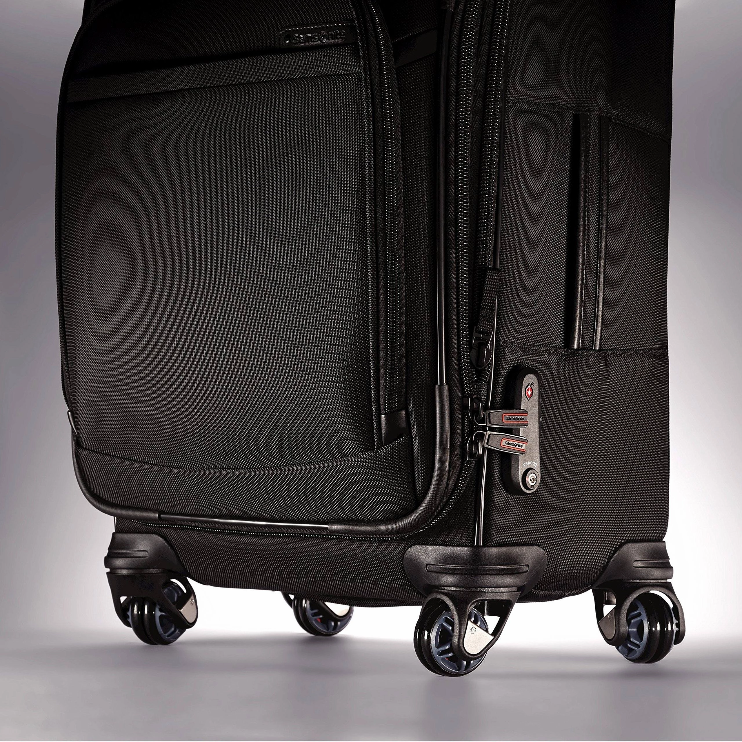 Samsonite Pro 4 Dlx Softside 21" Spinner