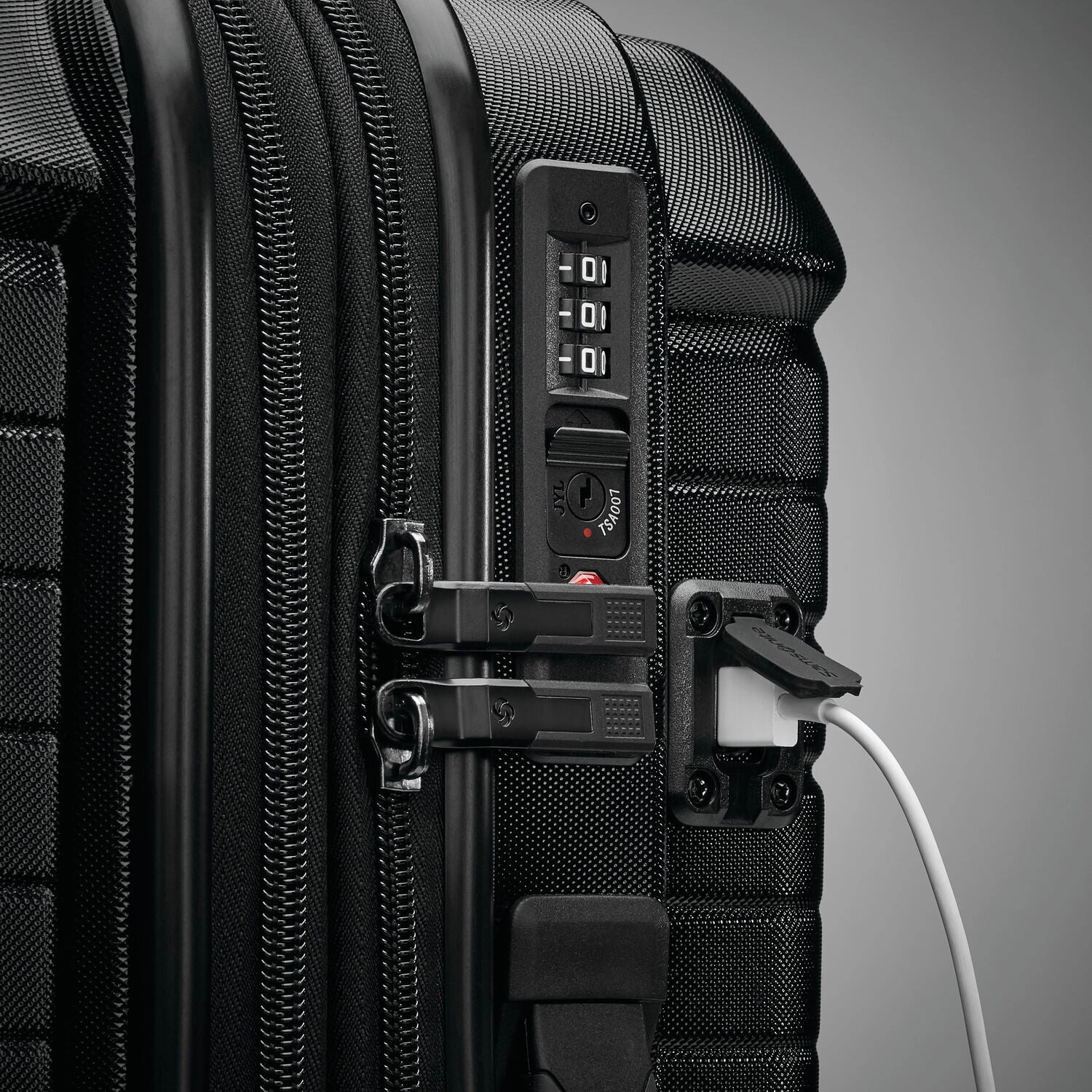 Samsonite Silhouette 16 Hardside Expandable Carry-On Spinner