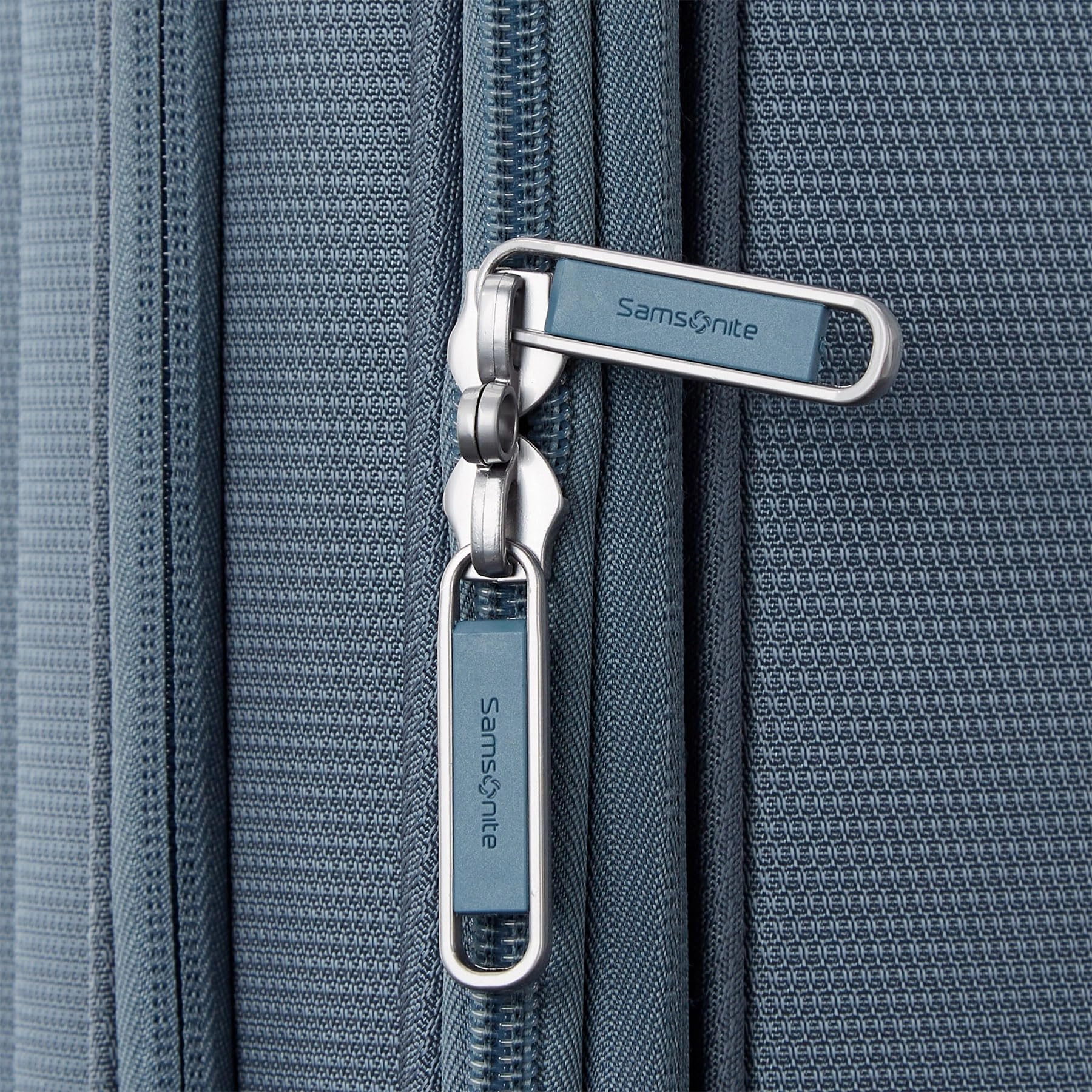 Samsonite UpLIFT Checked-Large 29-InchLightweight Softside Expandable Spinner