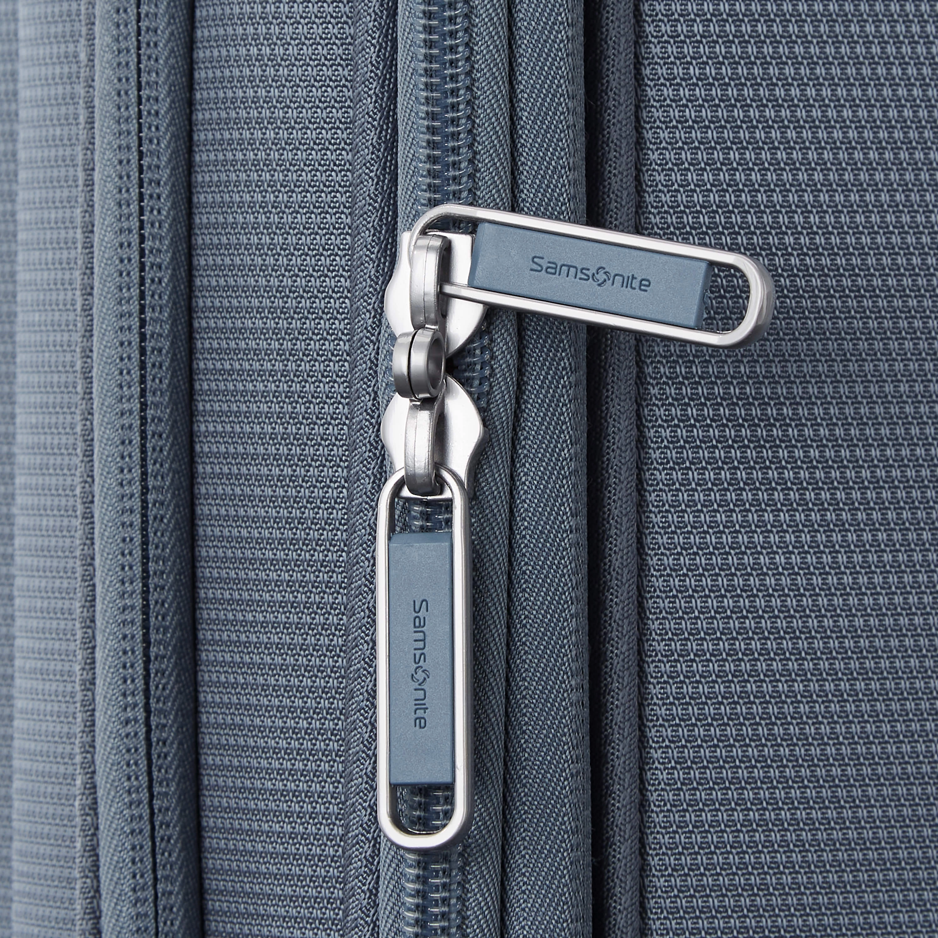 Samsonite Uplift Spinner Carry-On Luggage