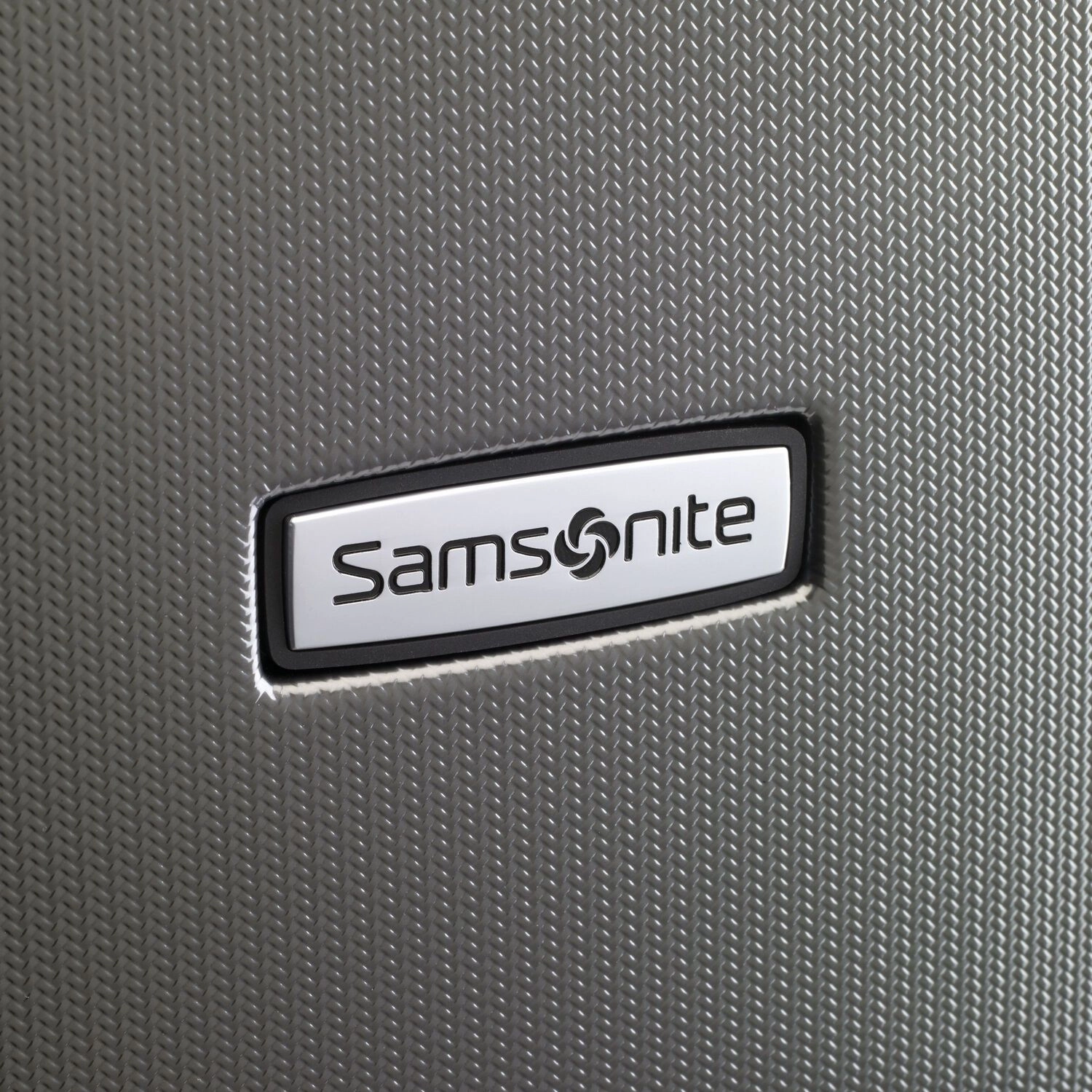 Samsonite Winfield NXT Spinner Underseater Luggage