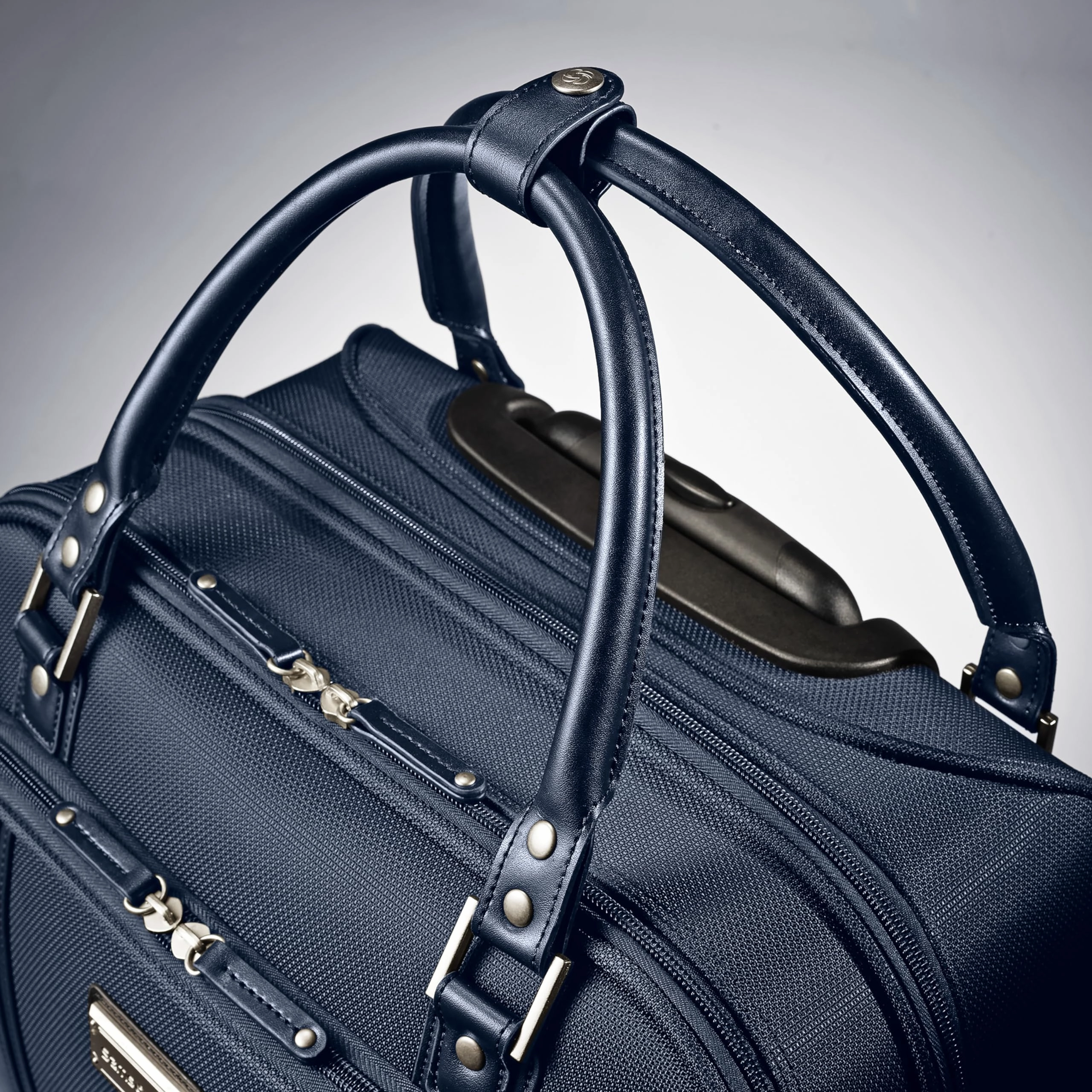 Samsonite Women's Spinner Mobile Office
