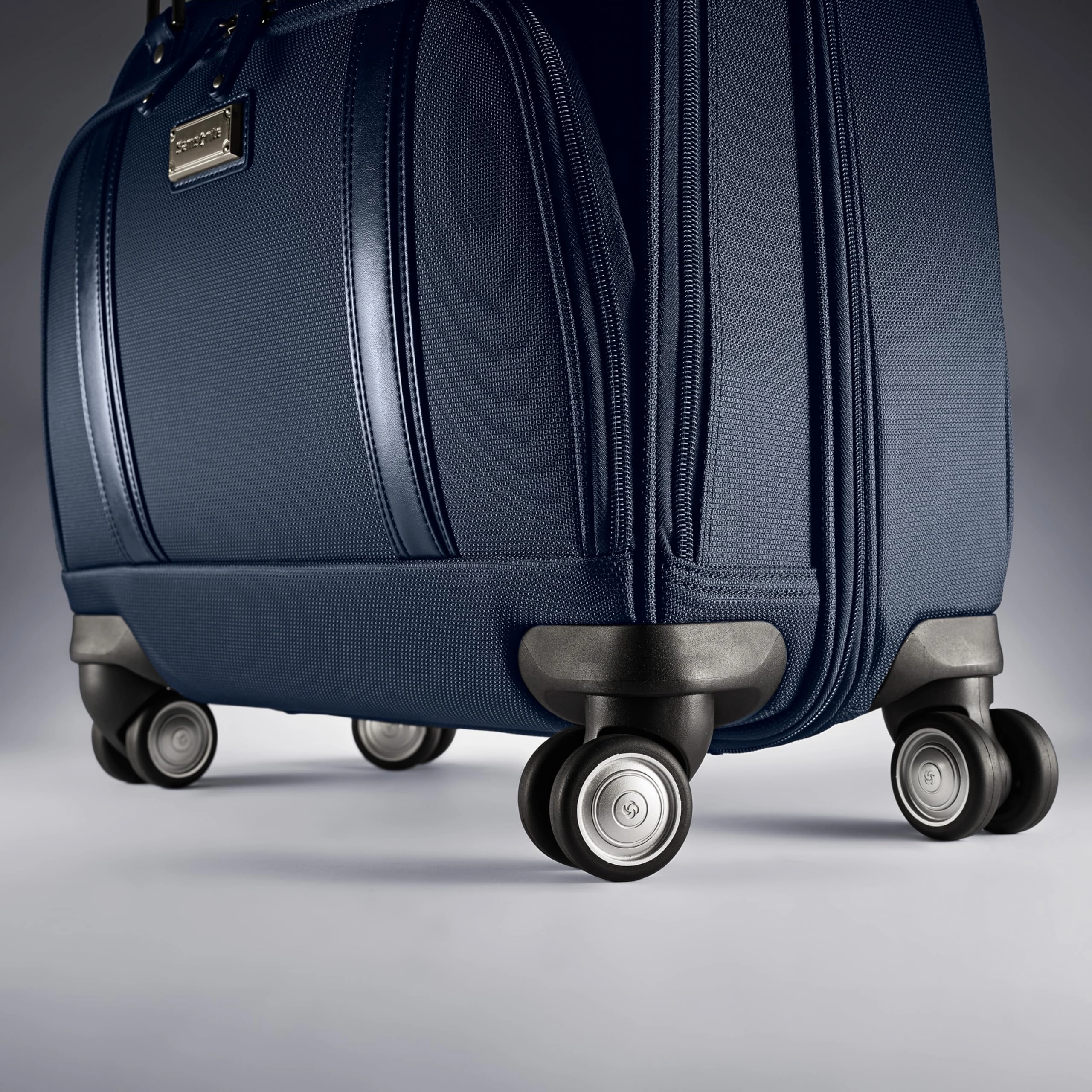 Samsonite Women's Spinner Mobile Office