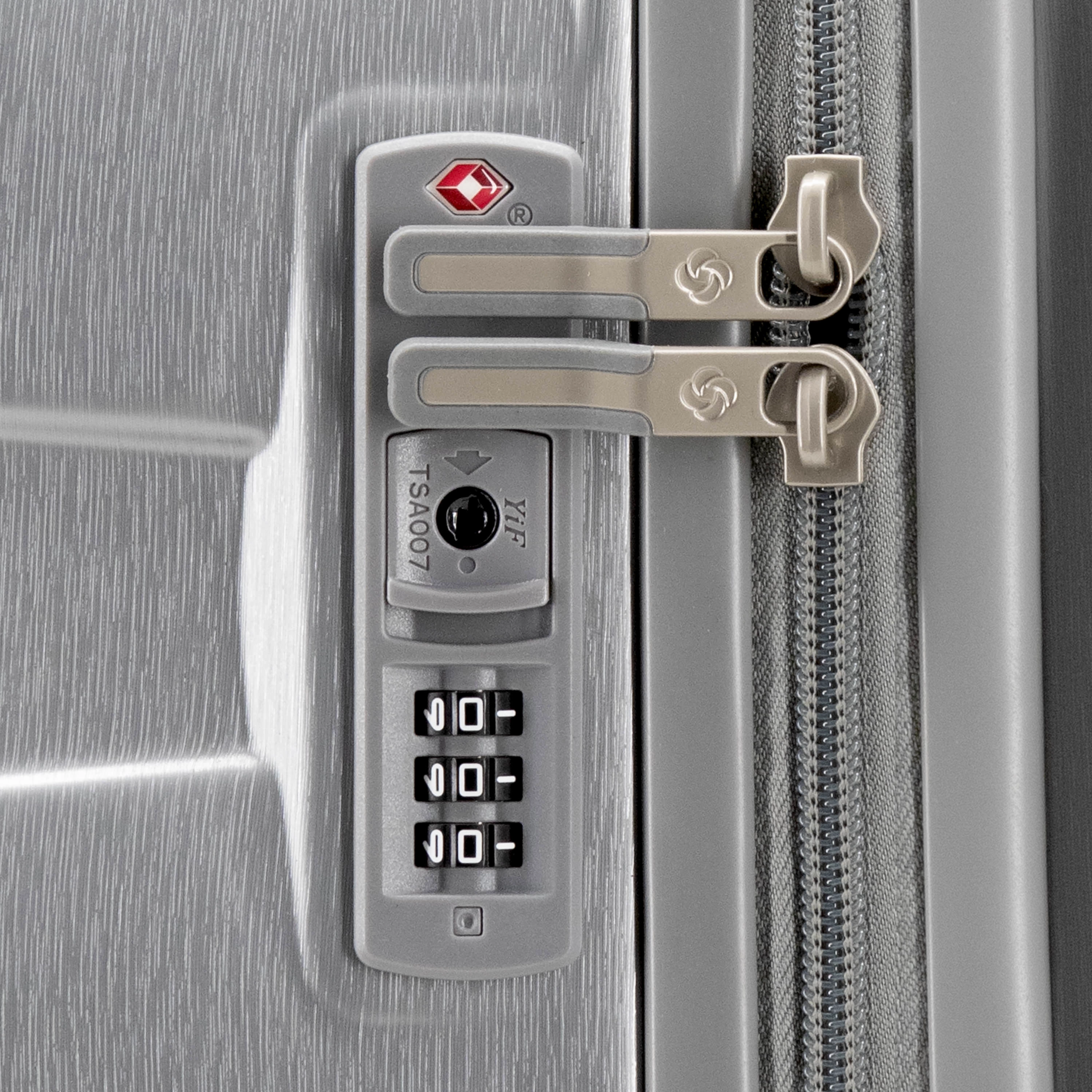 Samsonite Ziplite 6 Spinner Carry-On Luggage
