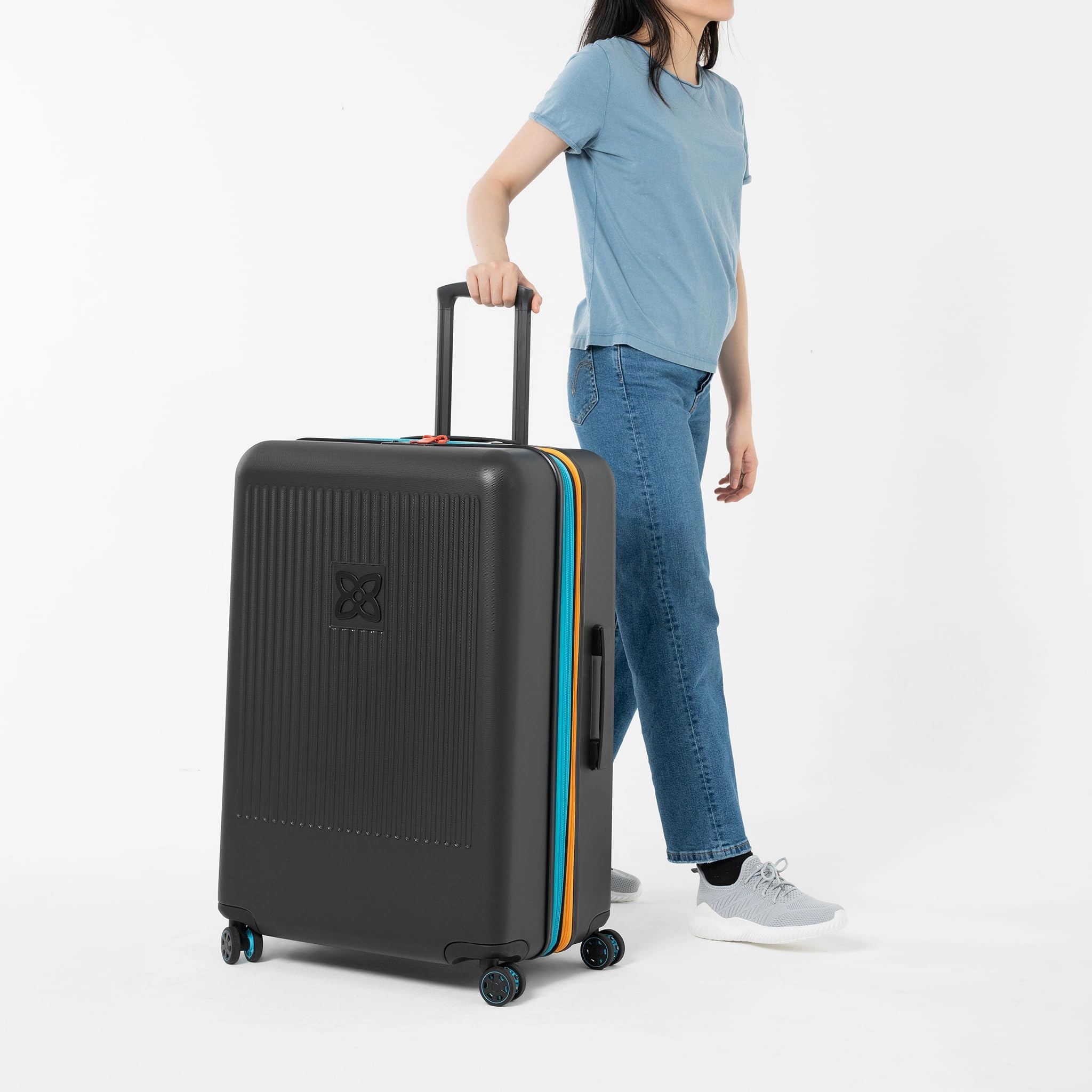 Sherpani Meridian 29 Inch Expandable Hardside Spinner Luggage