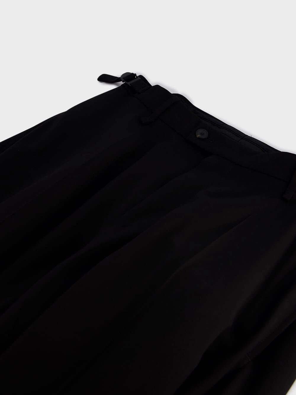 Skater Tailored Trousers in Black