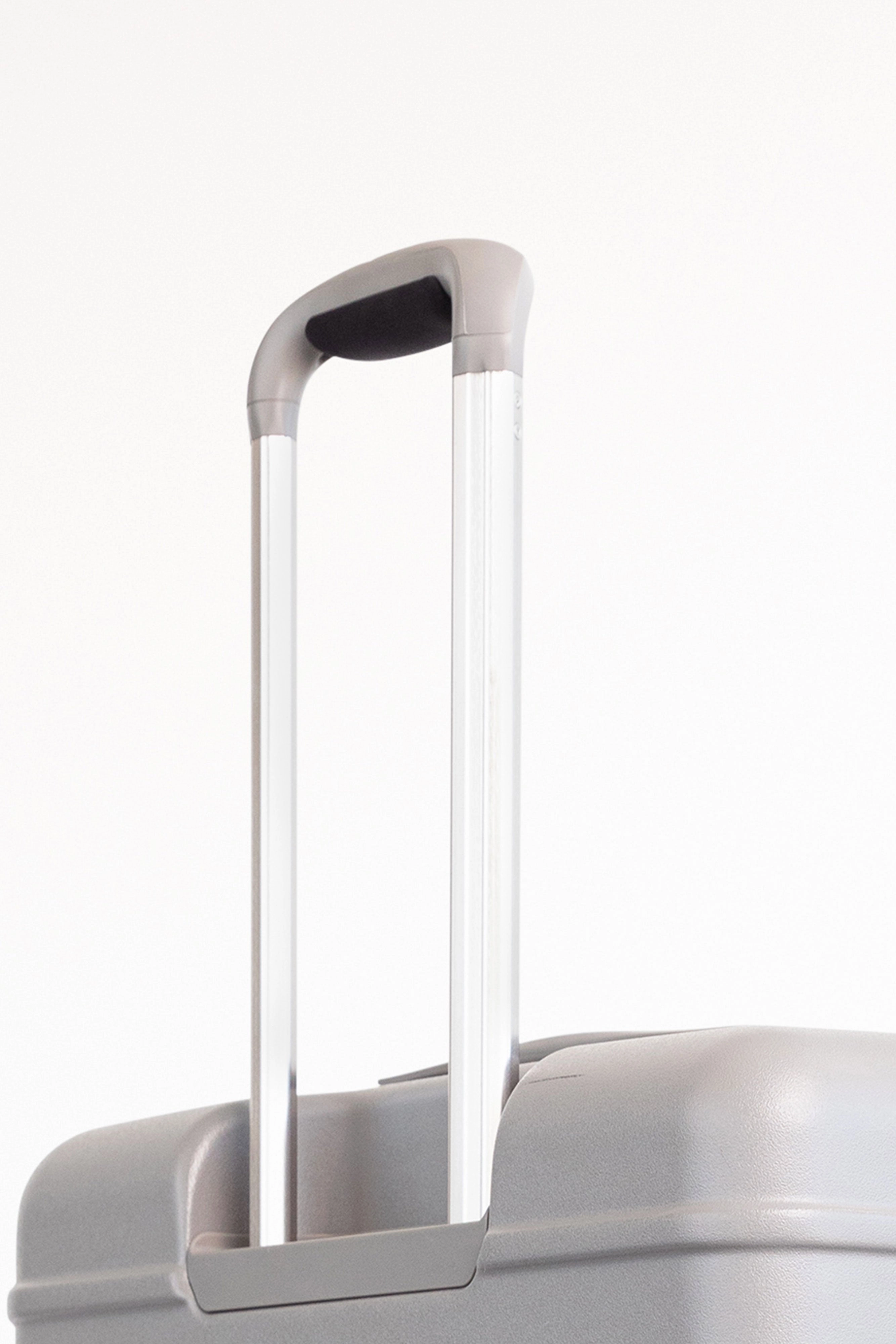The Medium Check-In Roller in Grey
