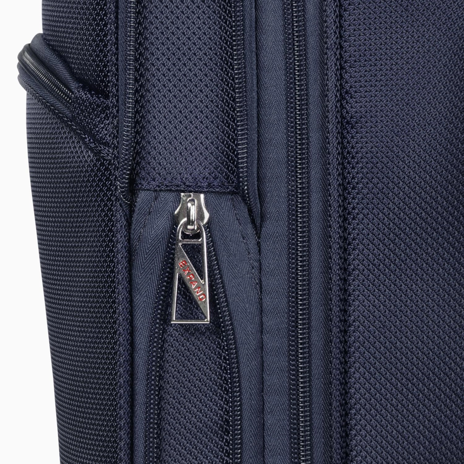 TOTAL TRAVELWARE Everest  25-Inch  Medium Expandable Softside Spinner