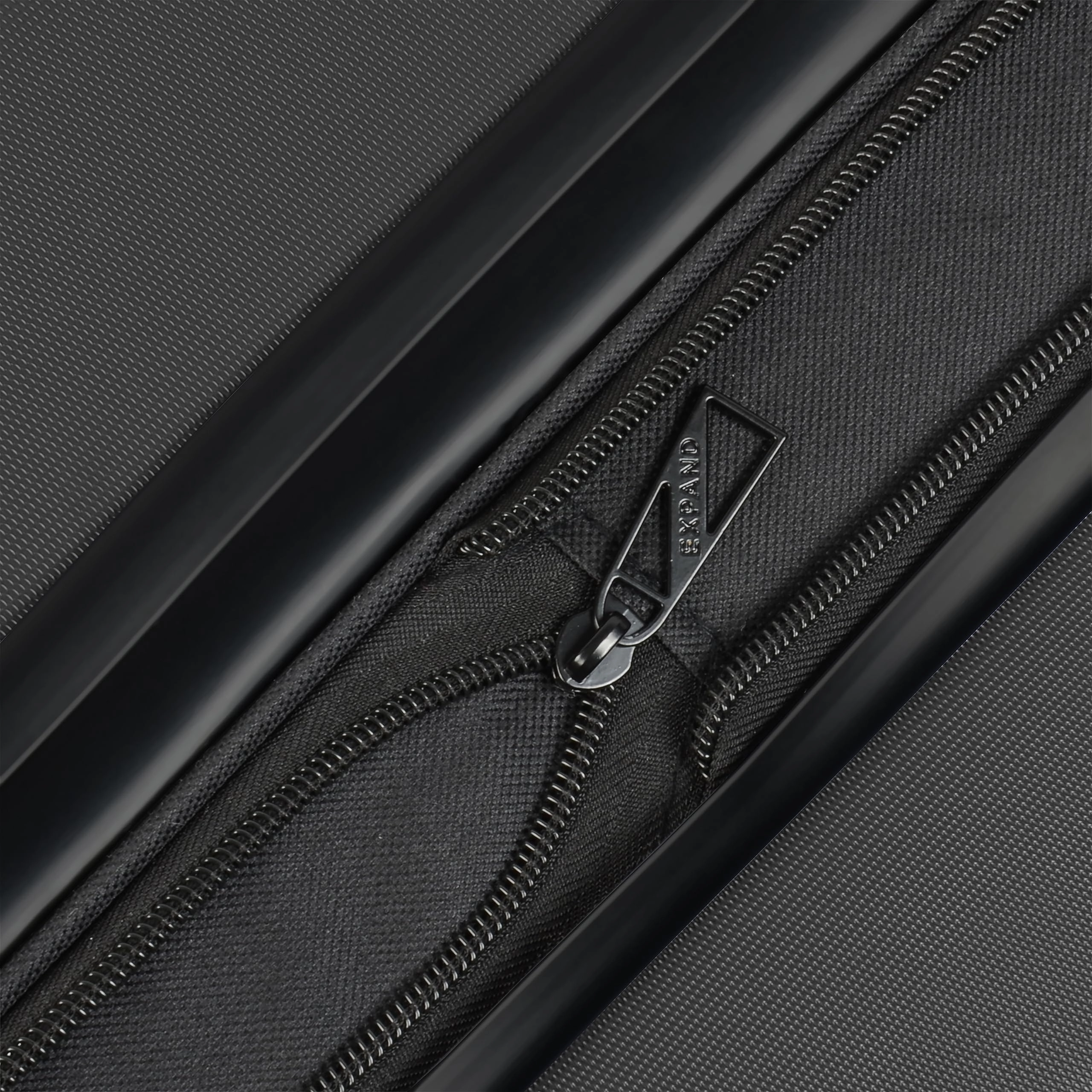 TOTAL TRAVELWARE Passage Expandable Hardside Spinner