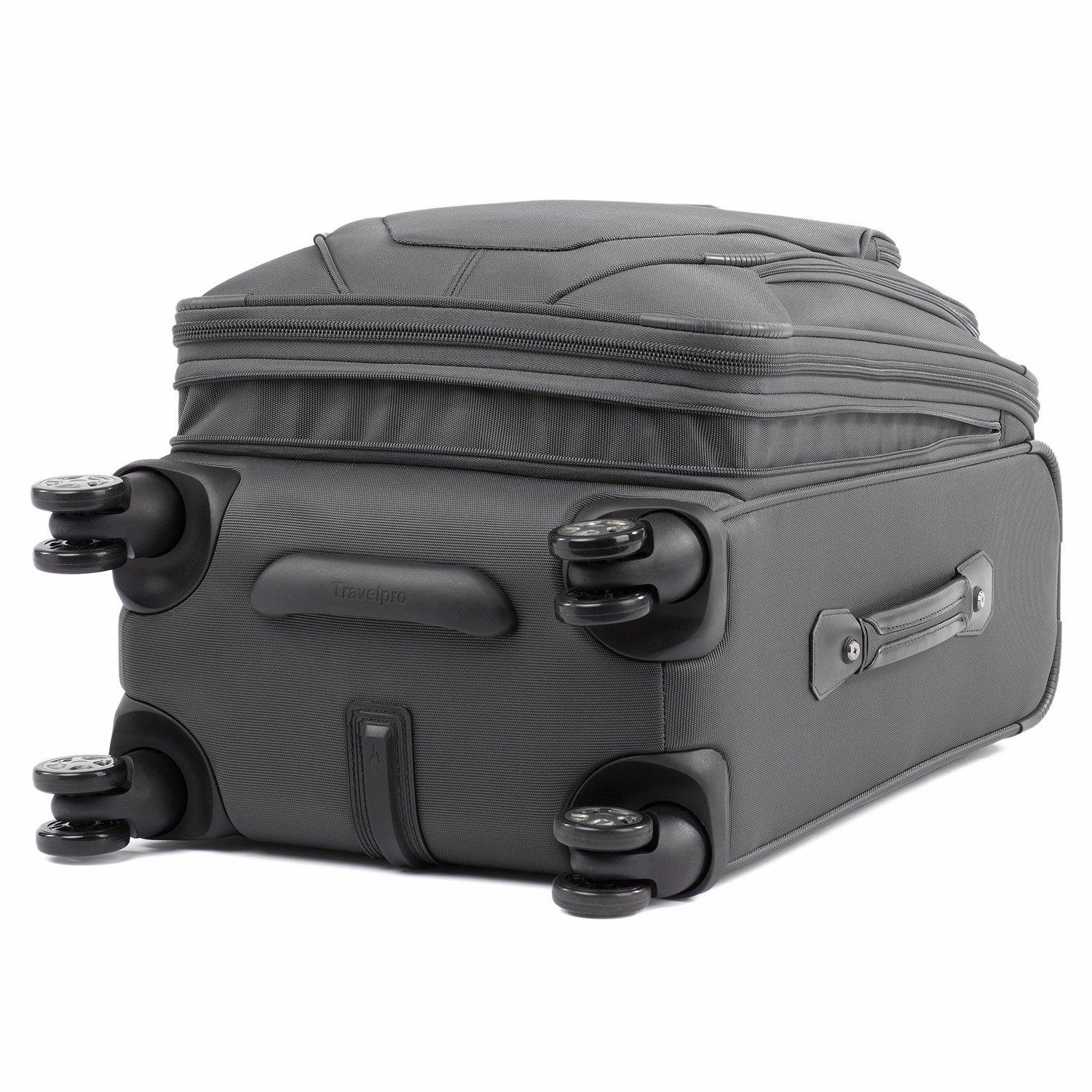 TravelPro Crew 10 21" Expandable Spinner Suiter