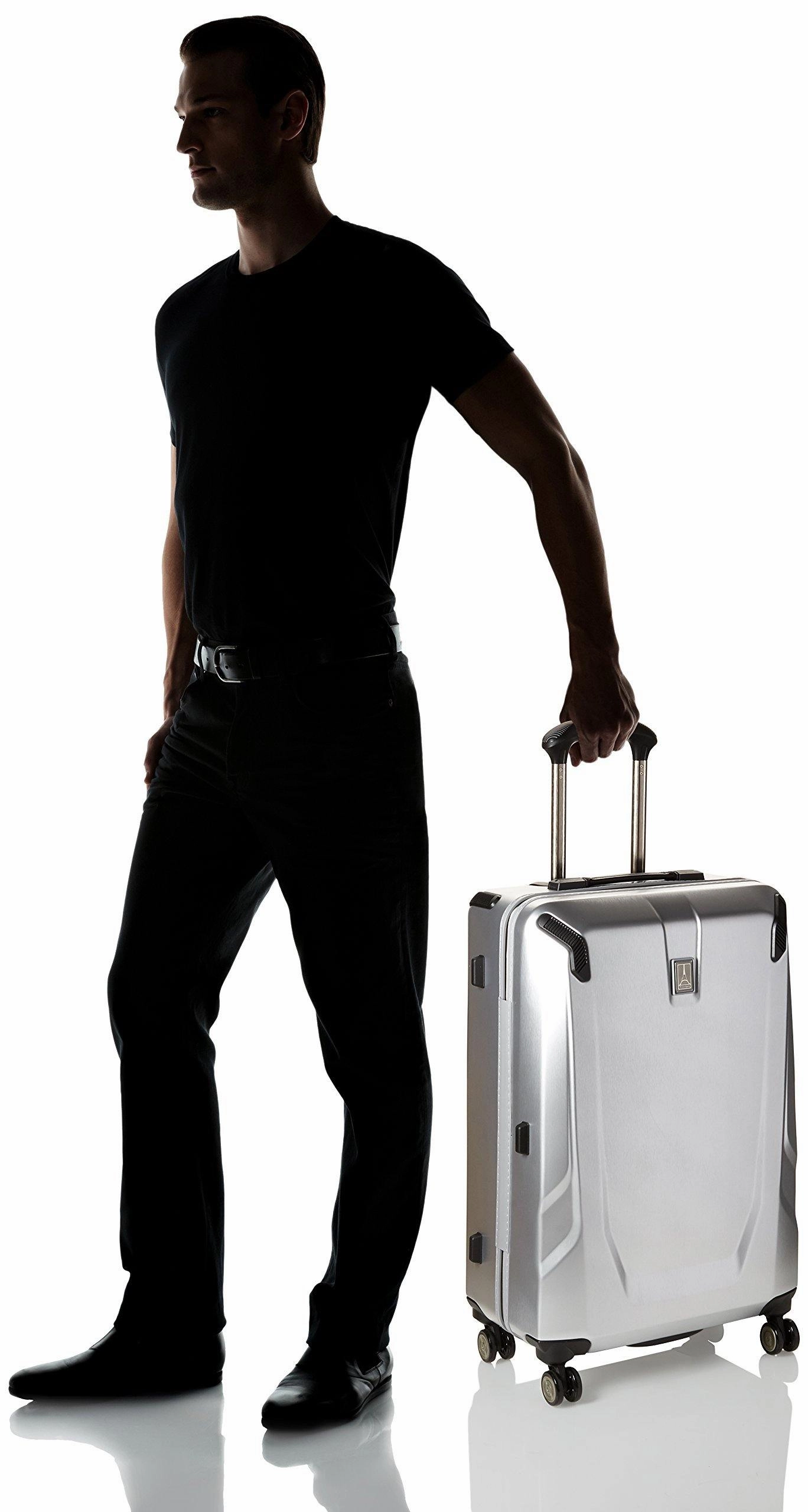 TravelPro Crew 11 Hardside 25" Spinner