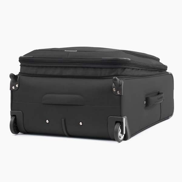 Travelpro Maxlite 5 Expandable Rollaboard Luggage 26-Inch