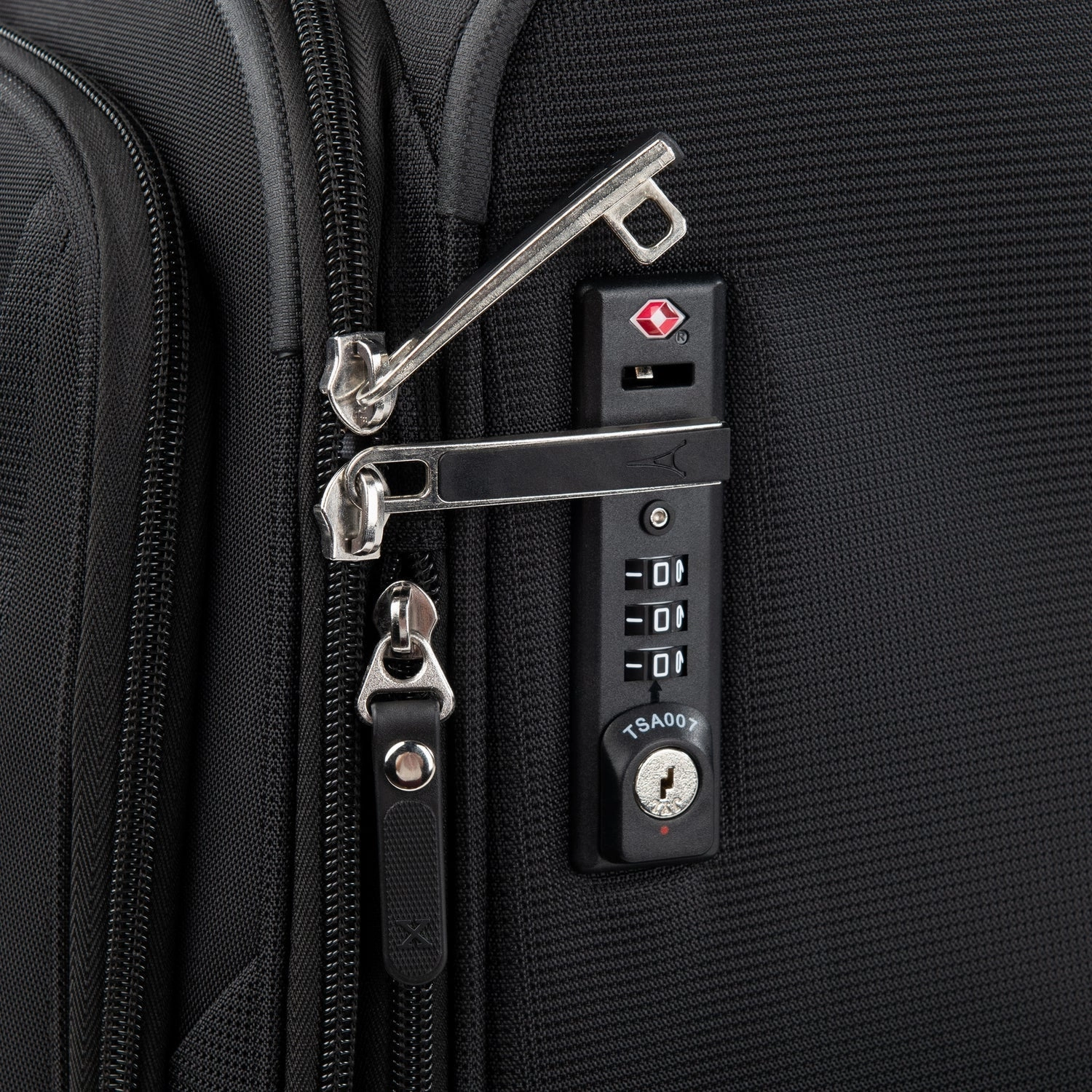 Travelpro Maxlite 5 International Carry-On Spinner Luggage